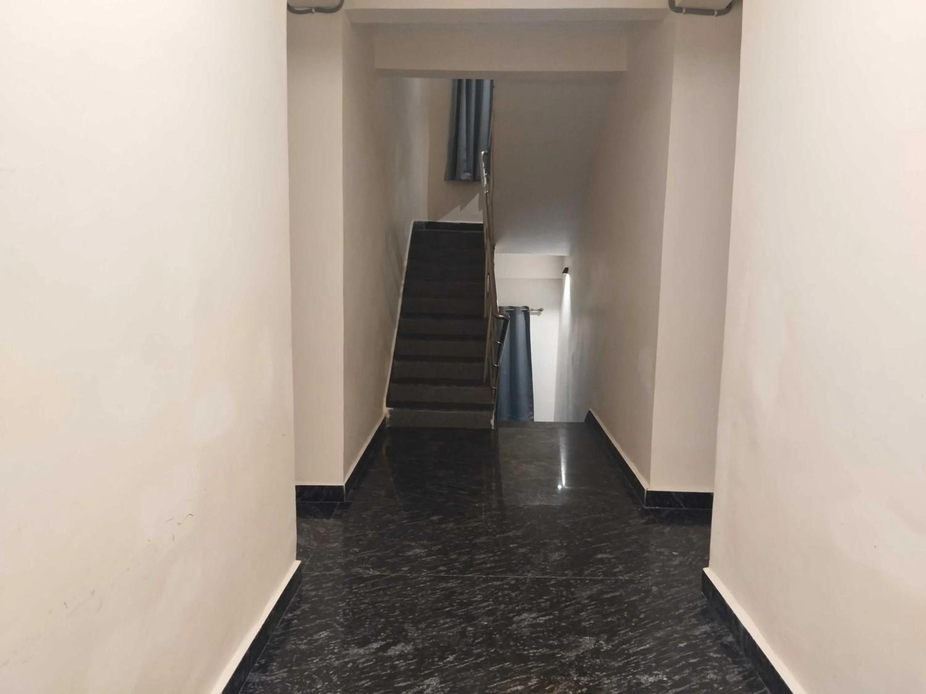 Lobby or reception in Collection O Rio Kondapur Near Rahavendra Colony