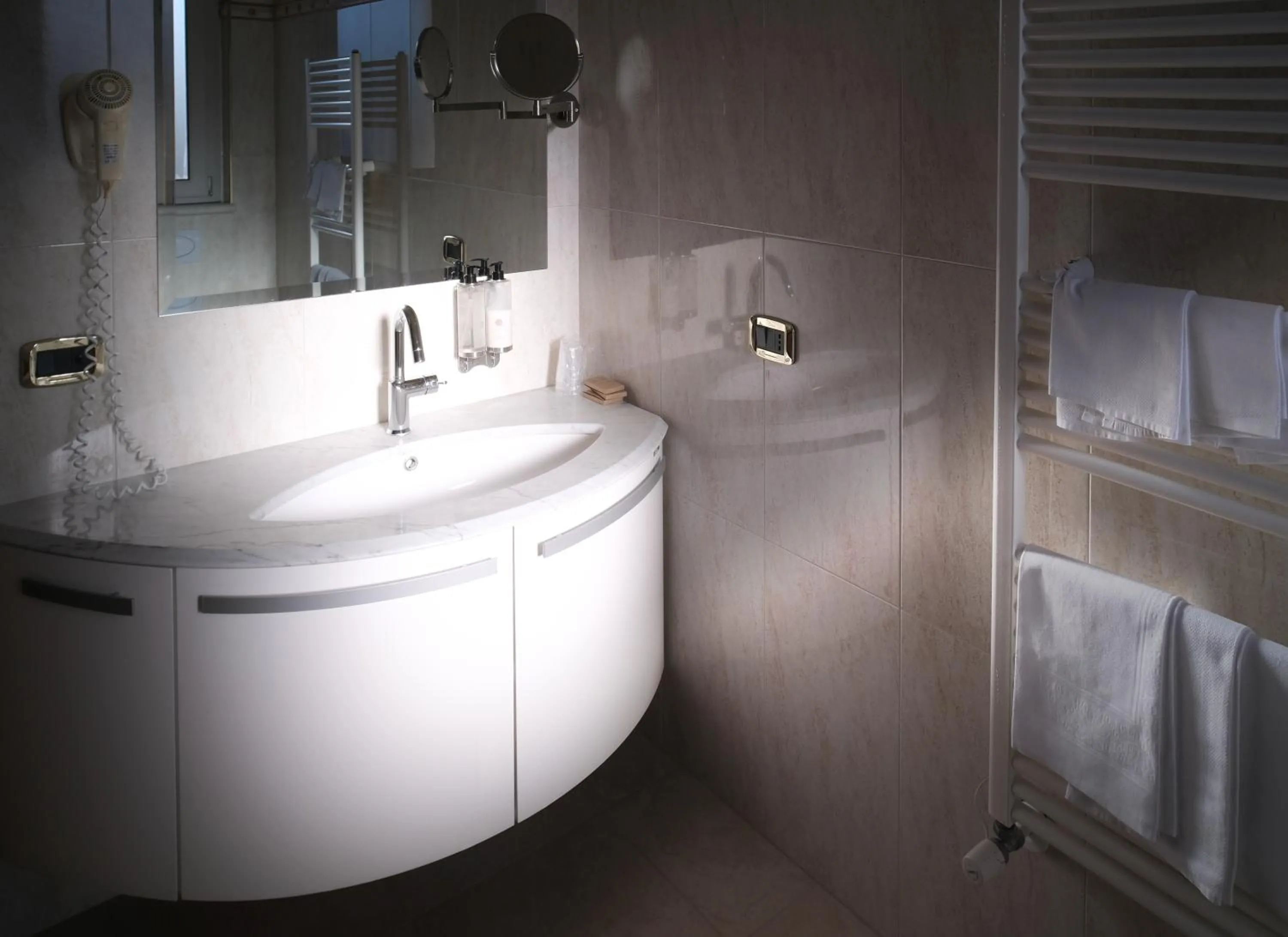 Bathroom in HOTEL CONCORDE