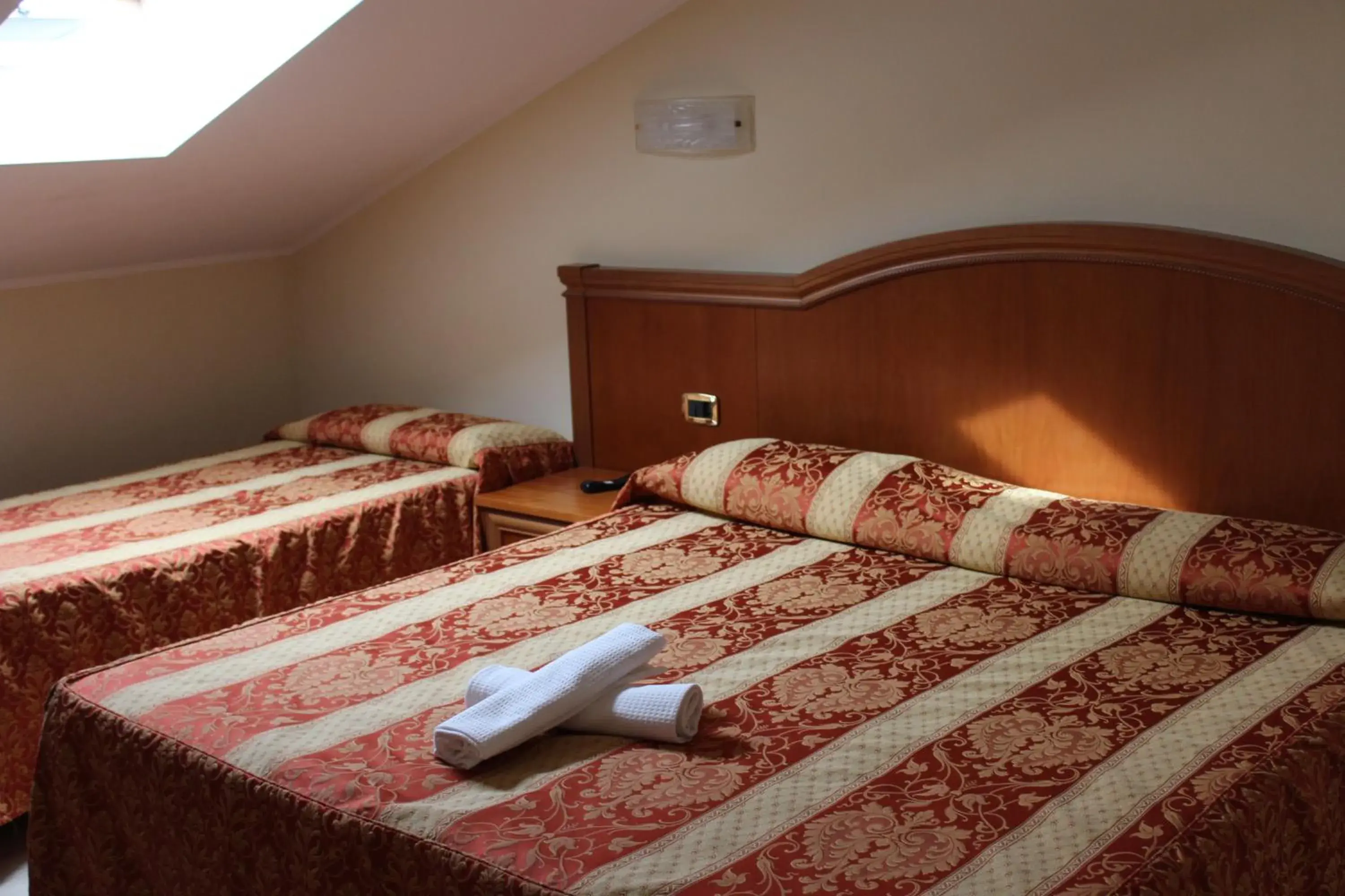 Basic Triple Room in HOTEL CONCORDE Basic Triple Room in HOTEL CONCORDE