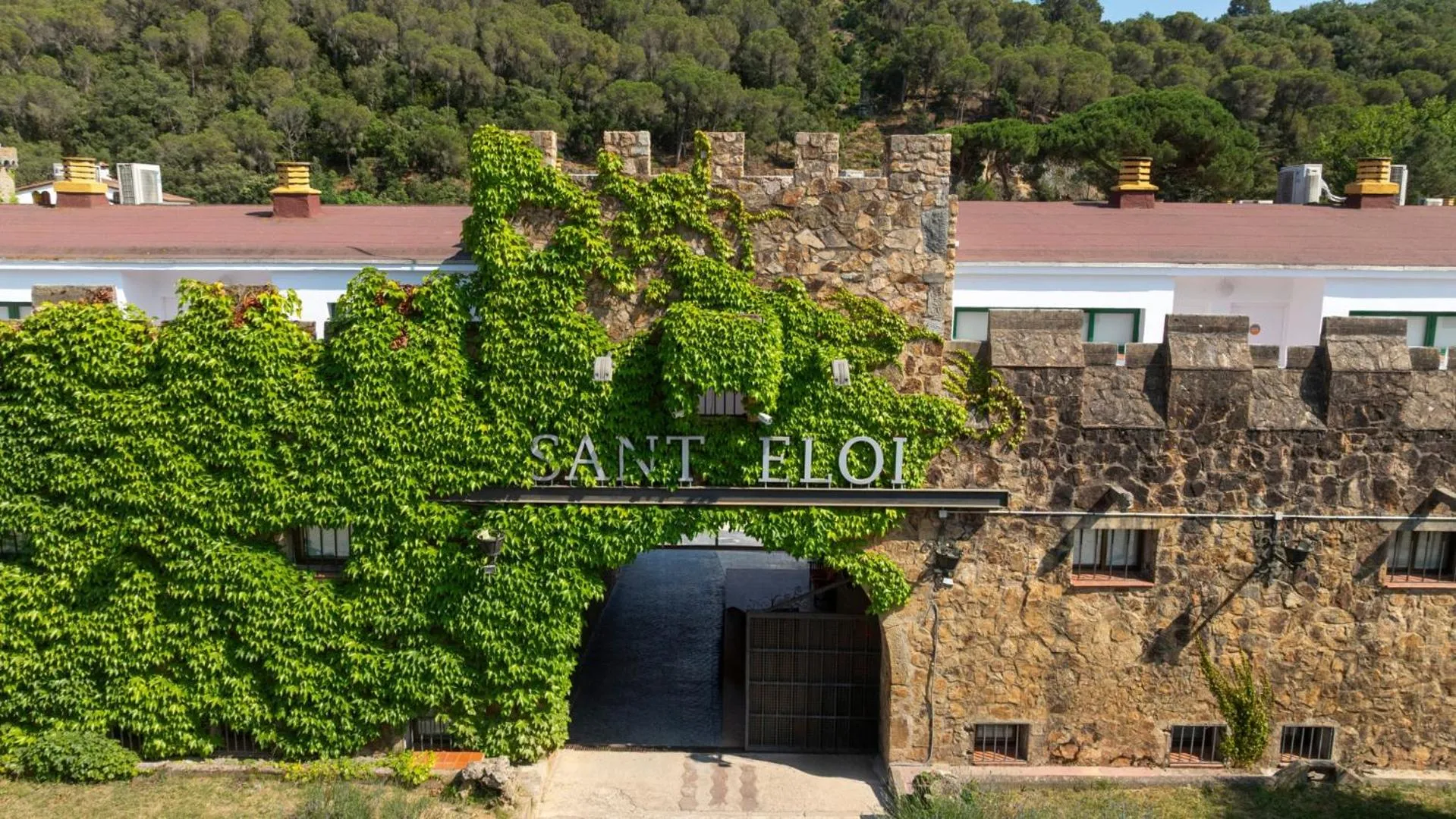 Property building in Medplaya Aparthotel Sant Eloi