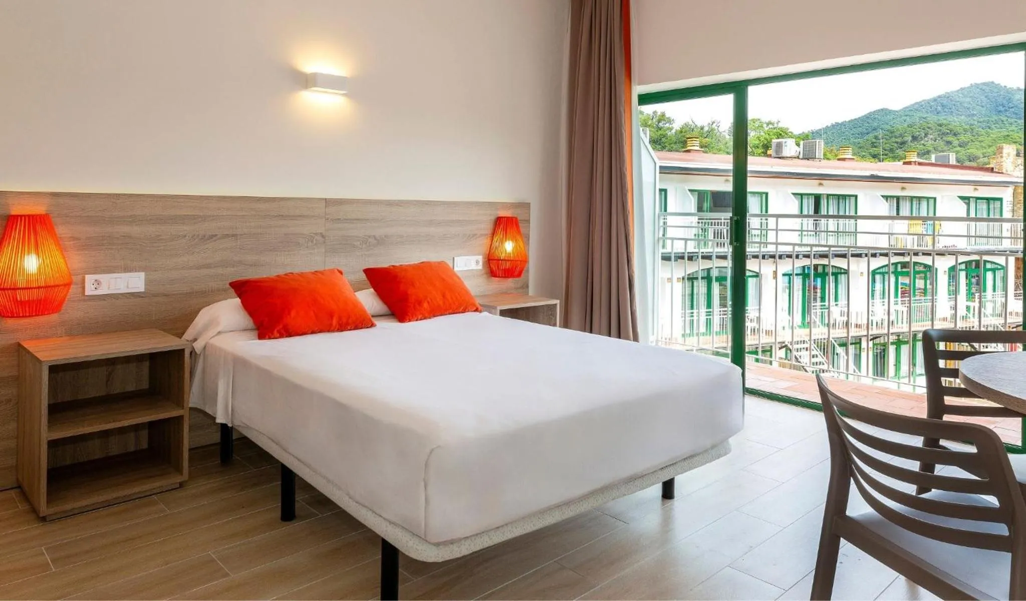 Bed in Medplaya Aparthotel Sant Eloi