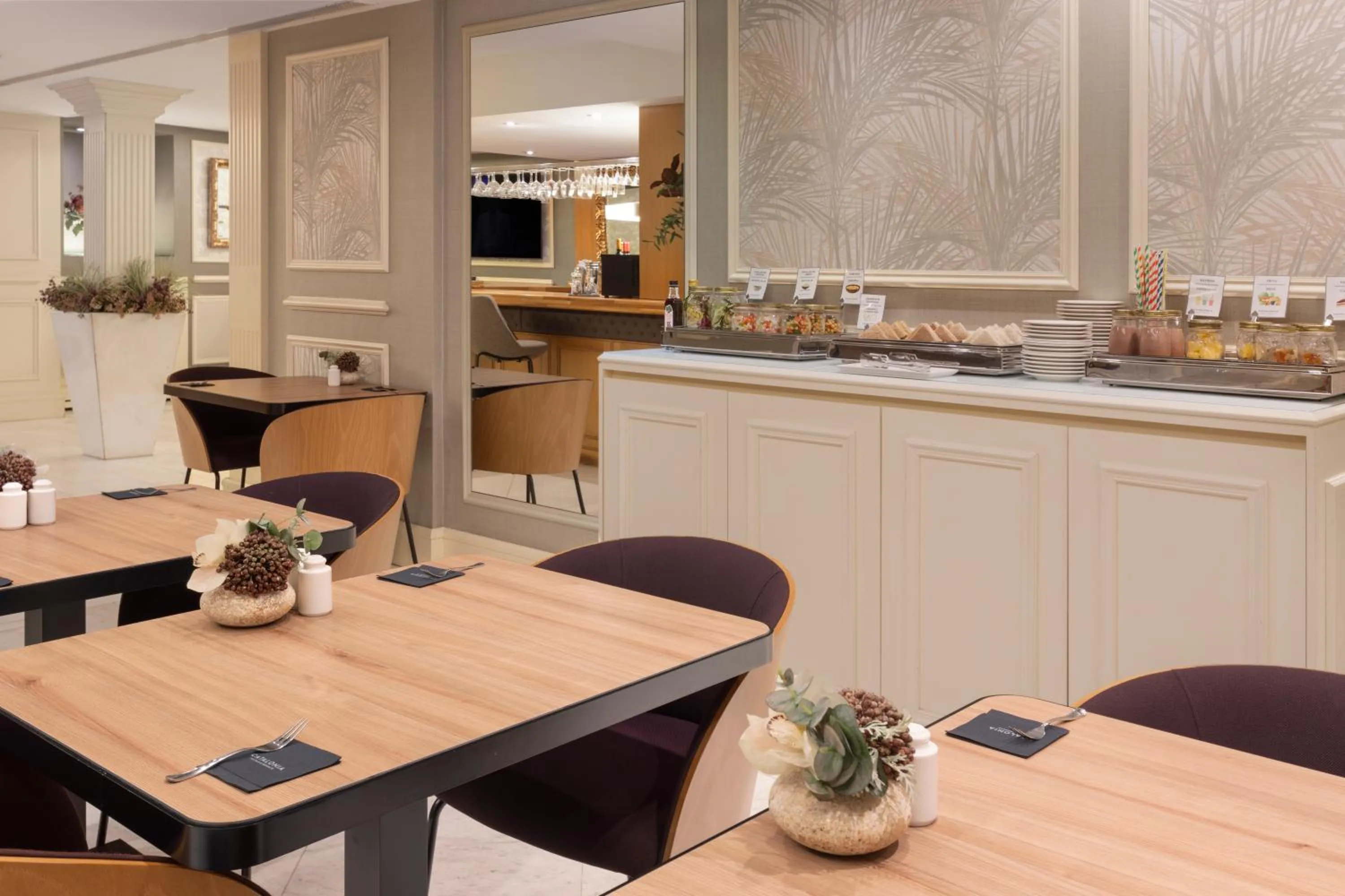 Dining area in Catalonia Las Cortes