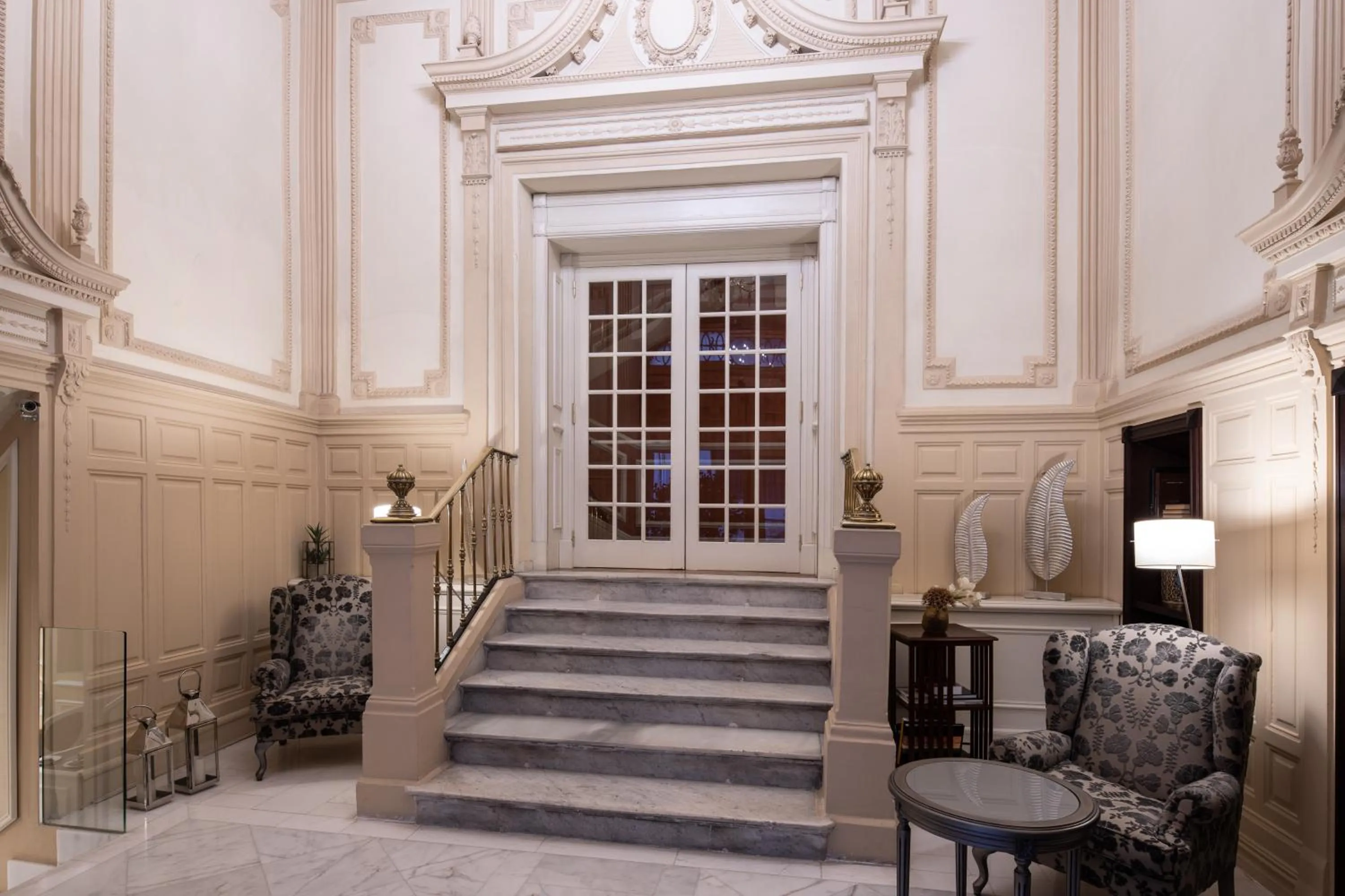 Library in Catalonia Las Cortes