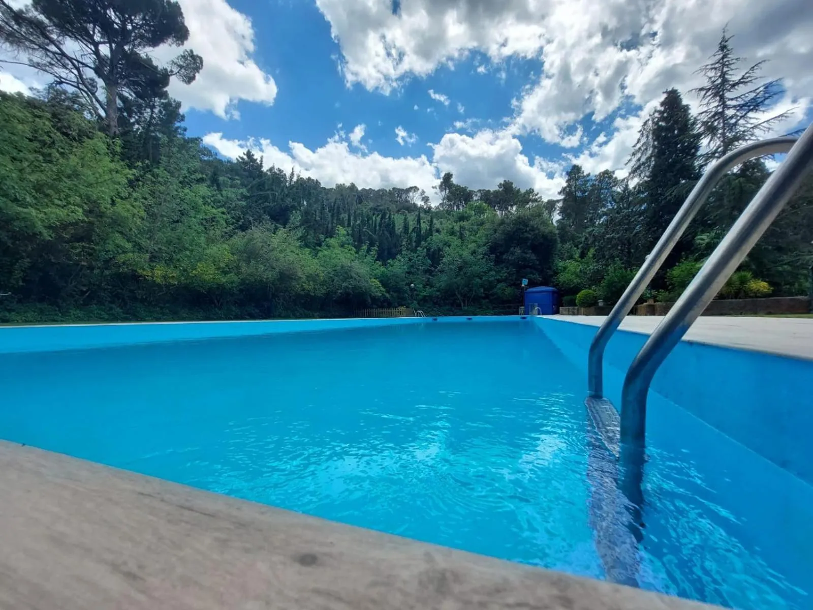 Swimming pool in Hotel Rural y Apartamentos Villa Engracia