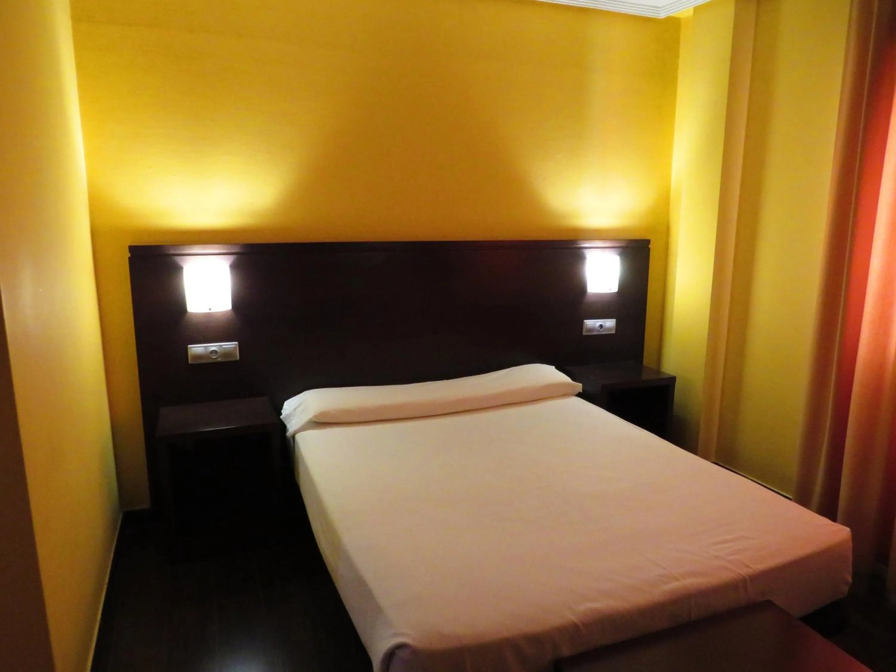 Bed in Euba Hotel