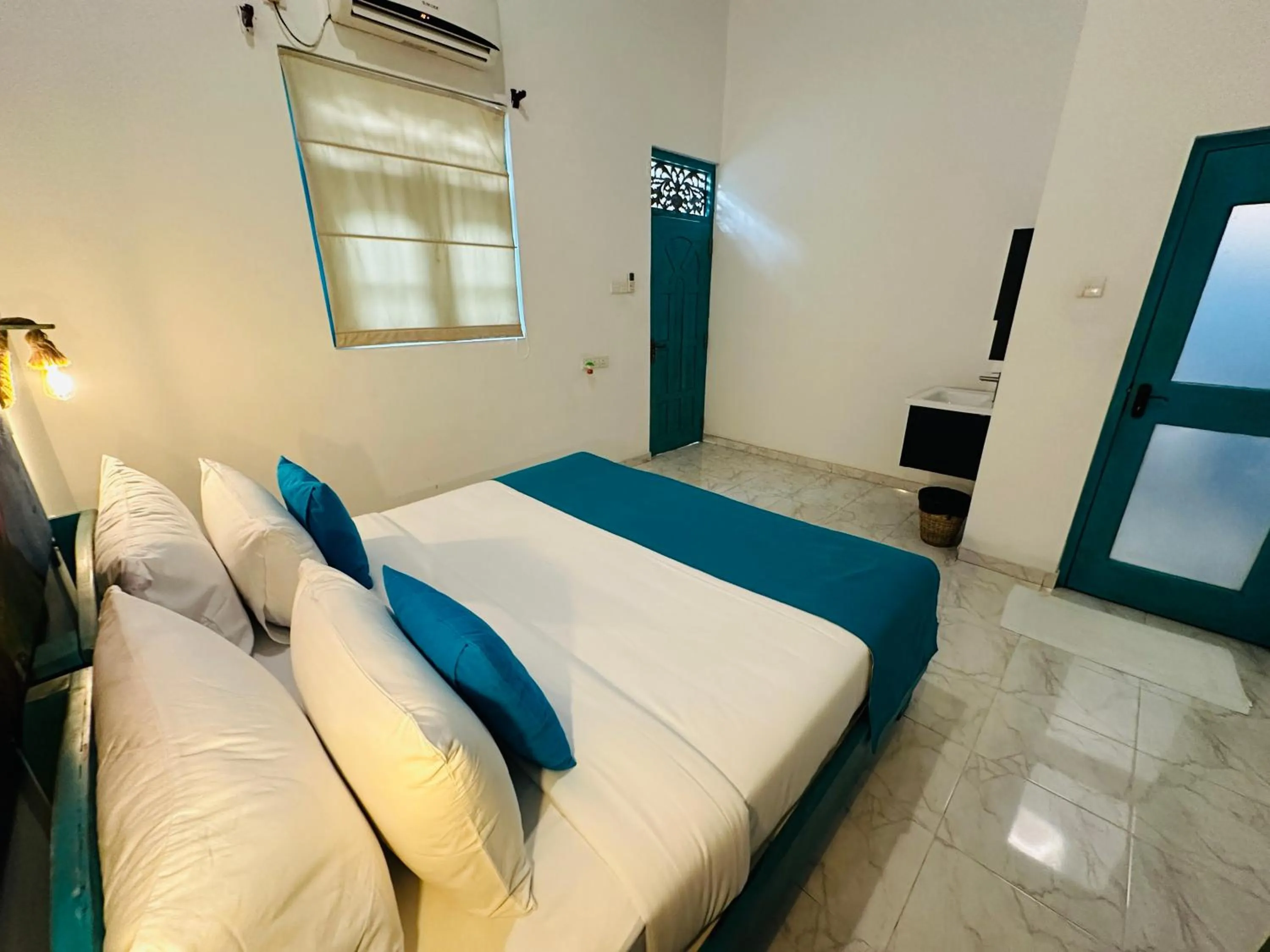 Bed in Moi Galle Fort by DBI