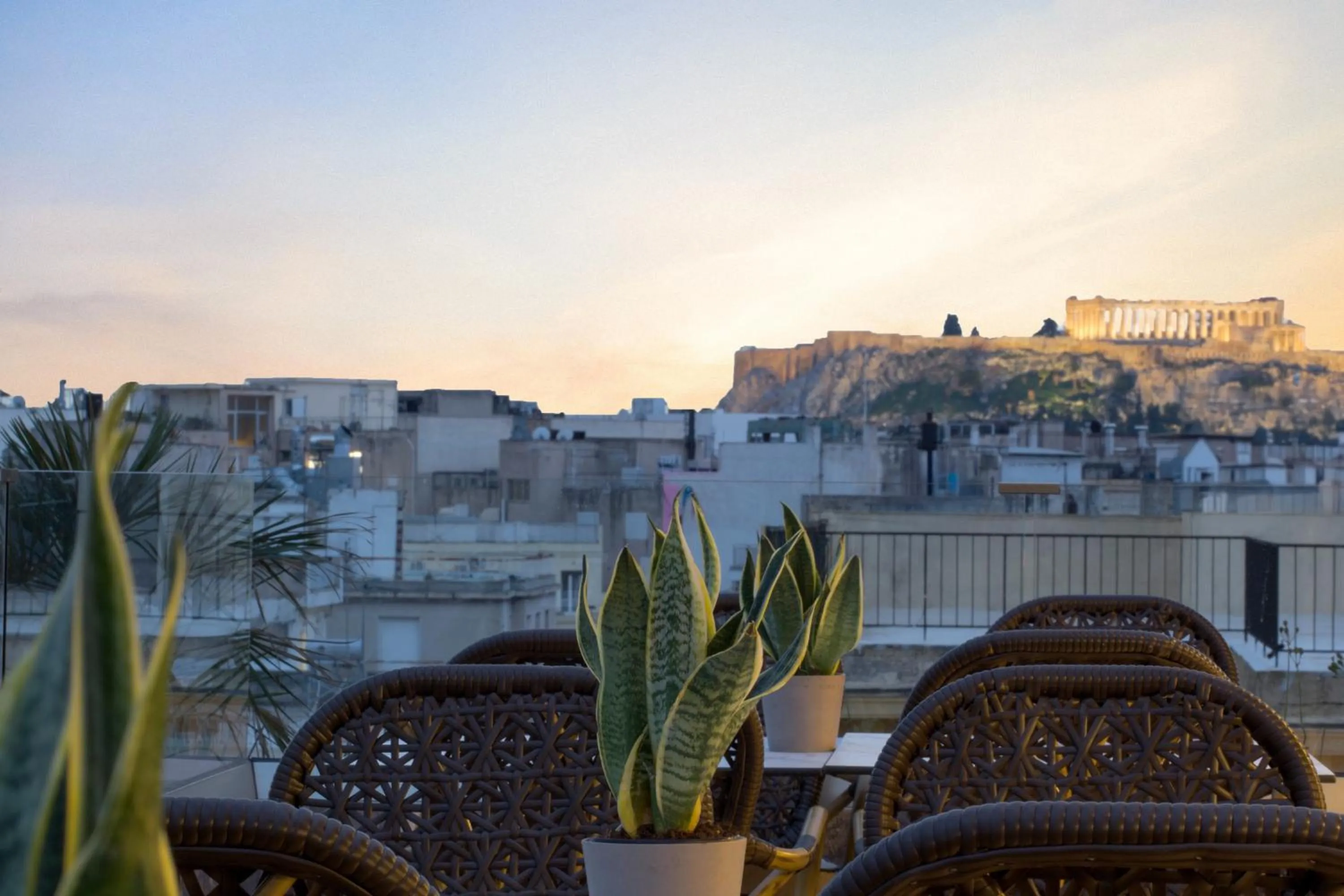 Restaurant/places to eat in Zeus Essence Athens Central, former Athens Key