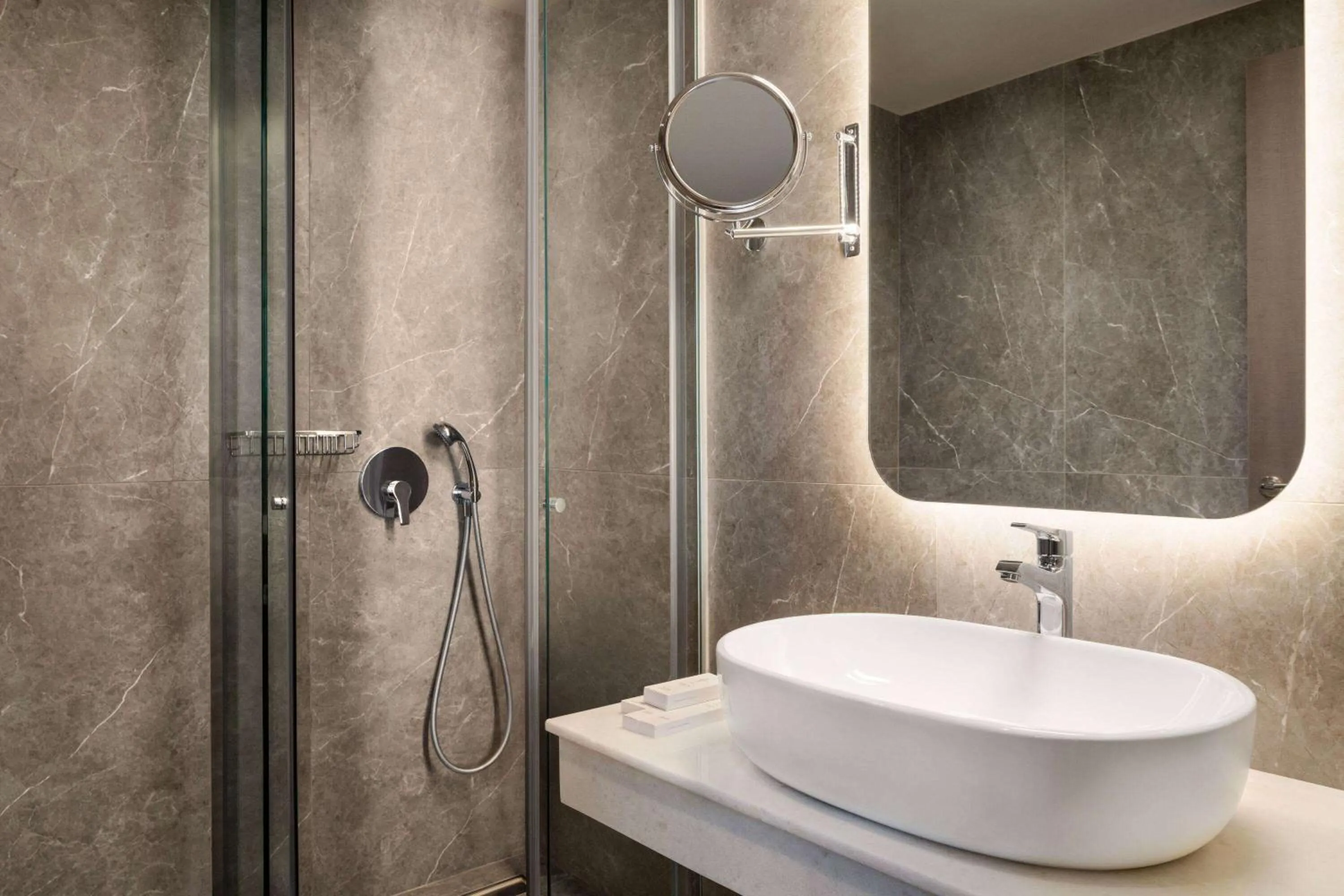 TV and multimedia in Zeus Essence Athens Central, former Athens Key