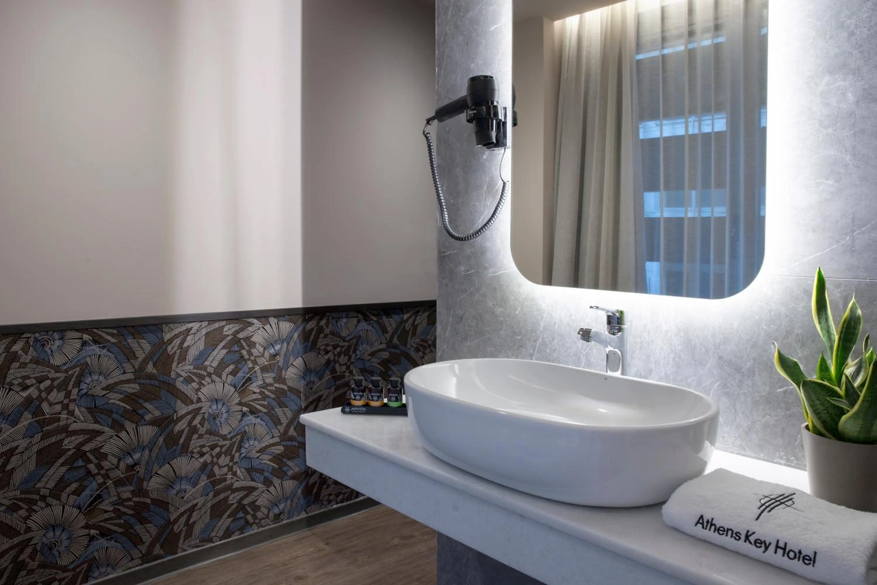 Bathroom in Zeus Essence Athens Central, former Athens Key