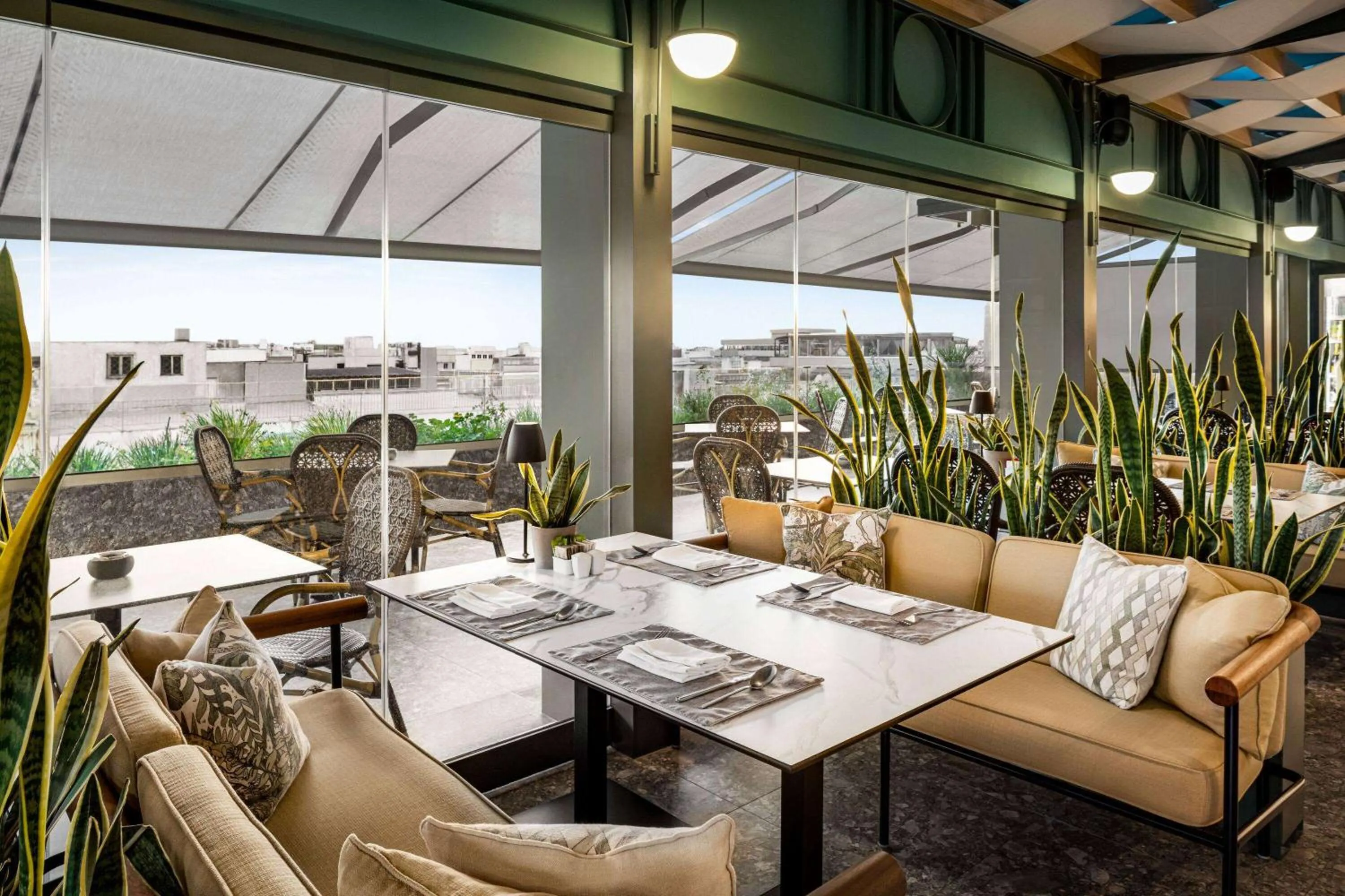 Restaurant/places to eat in Zeus Essence Athens Central, former Athens Key