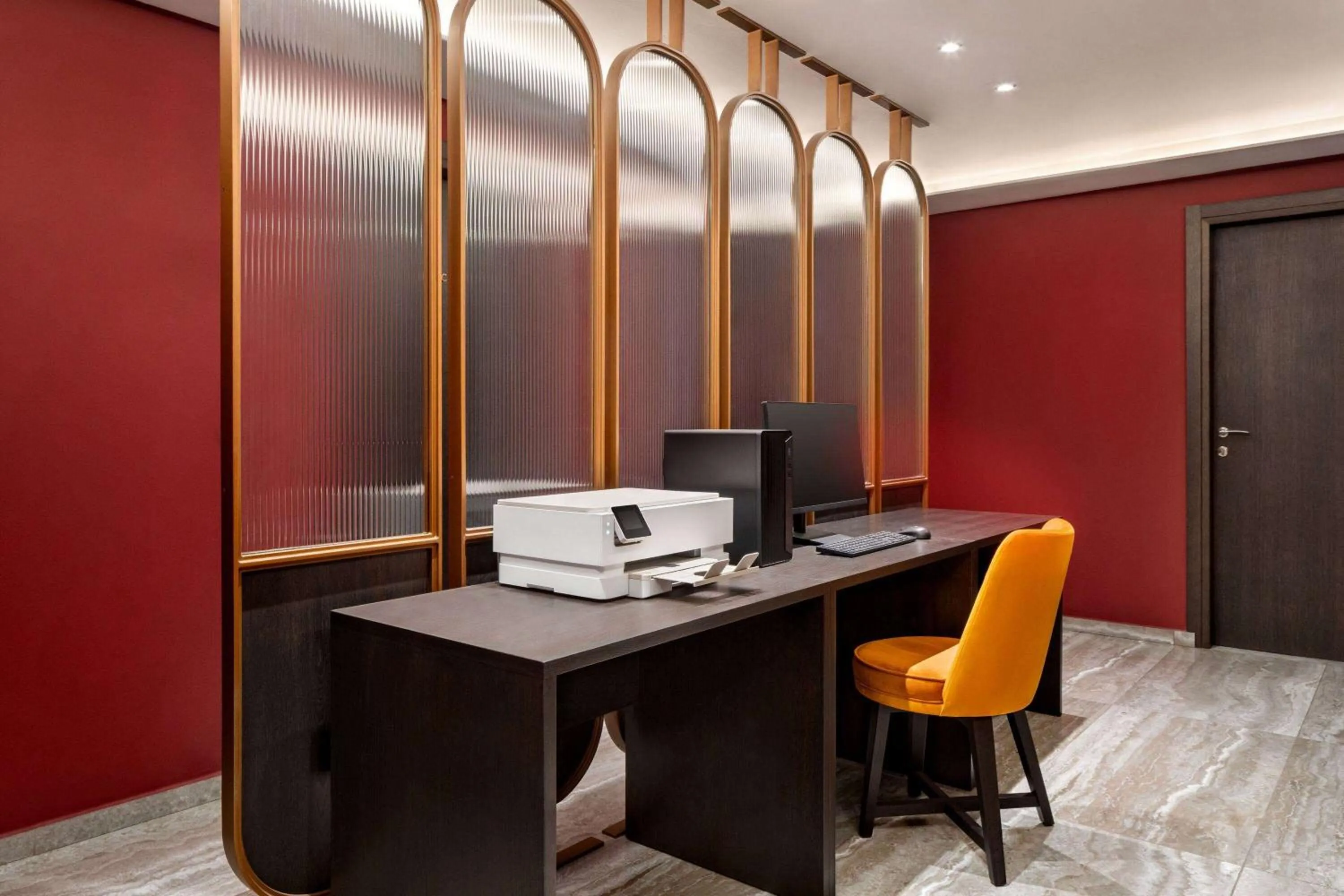 Business facilities in Zeus Essence Athens Central, former Athens Key