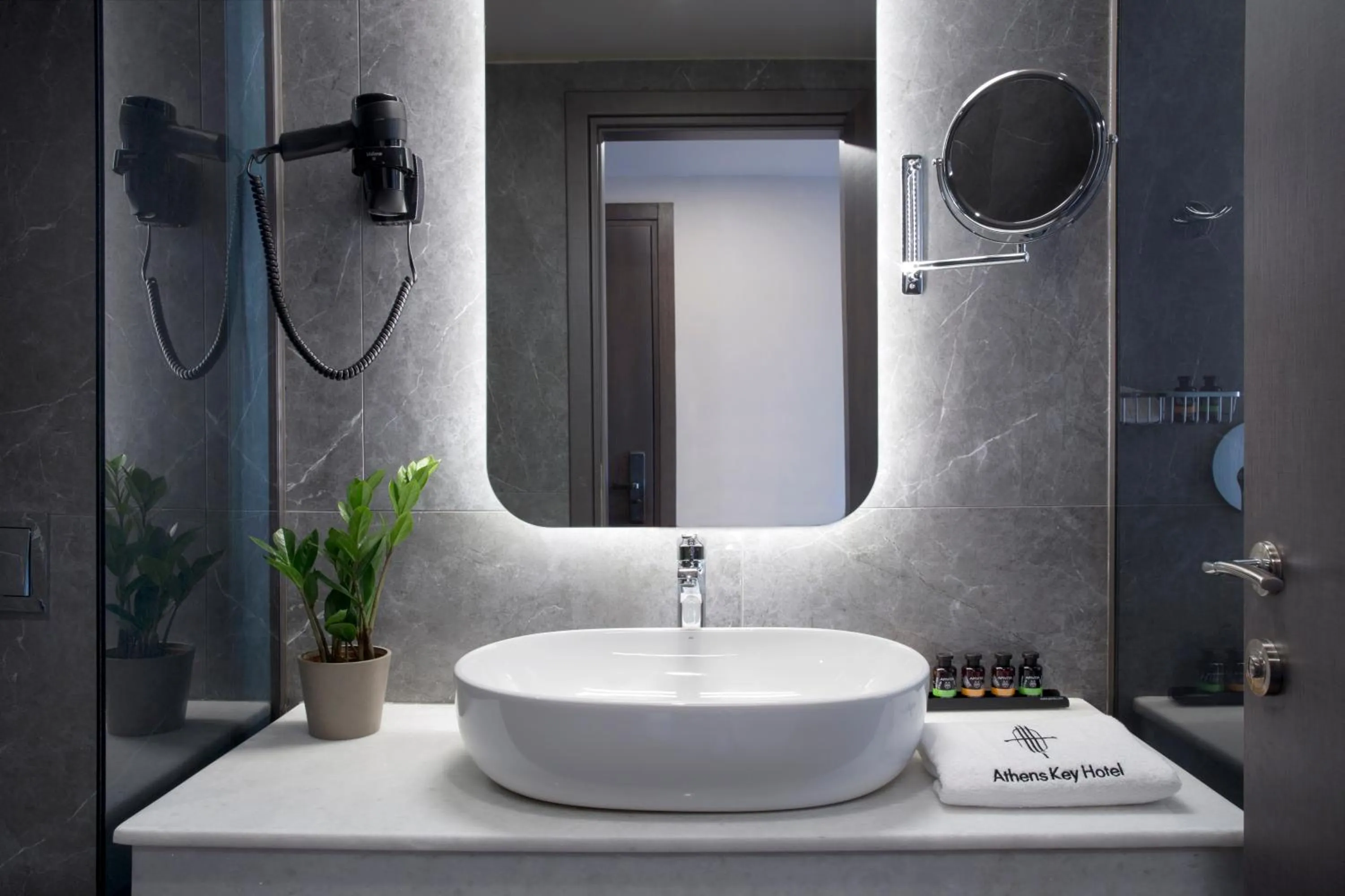 Bathroom in Zeus Essence Athens Central, former Athens Key