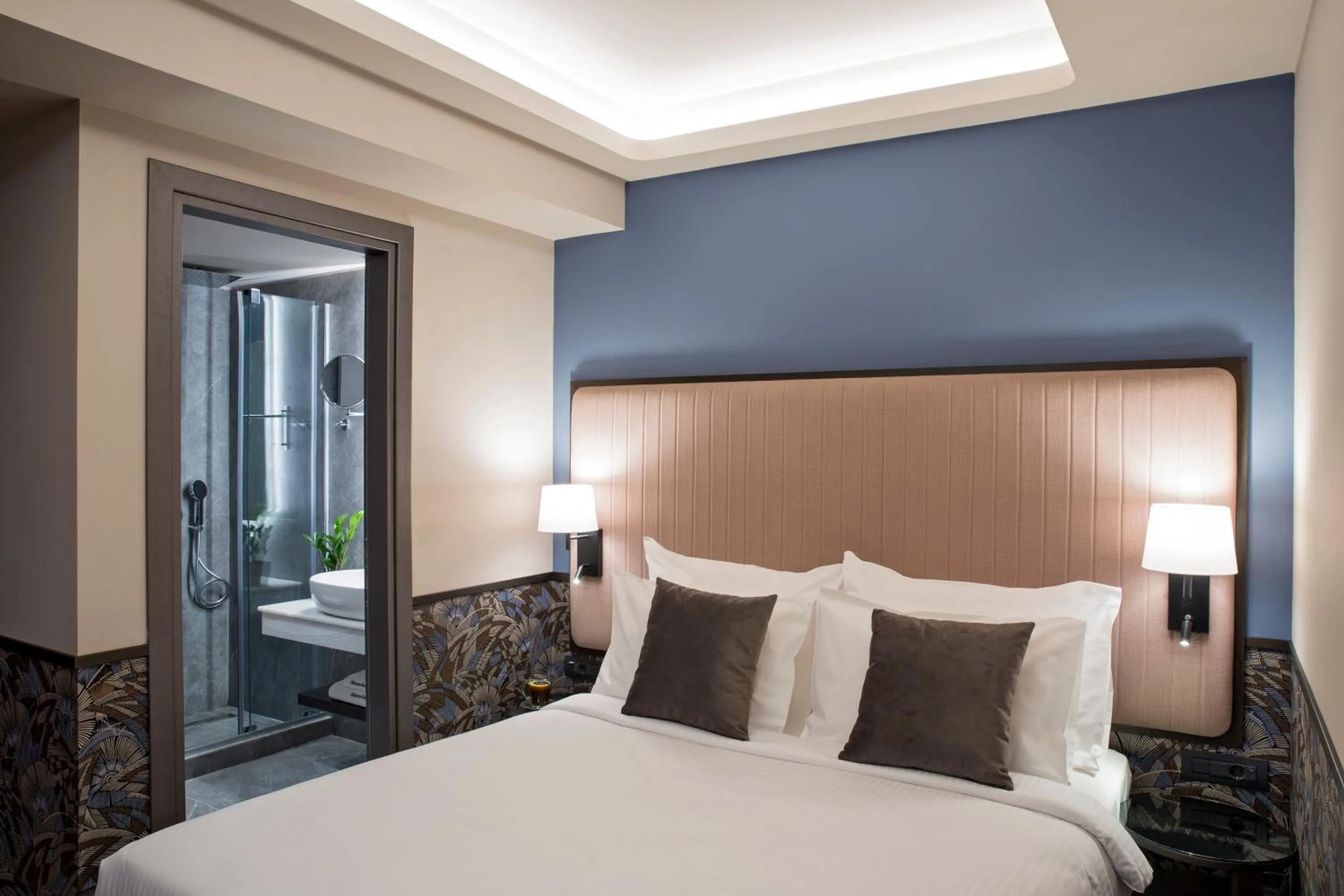 Bedroom, Bed in Zeus Essence Athens Central, former Athens Key