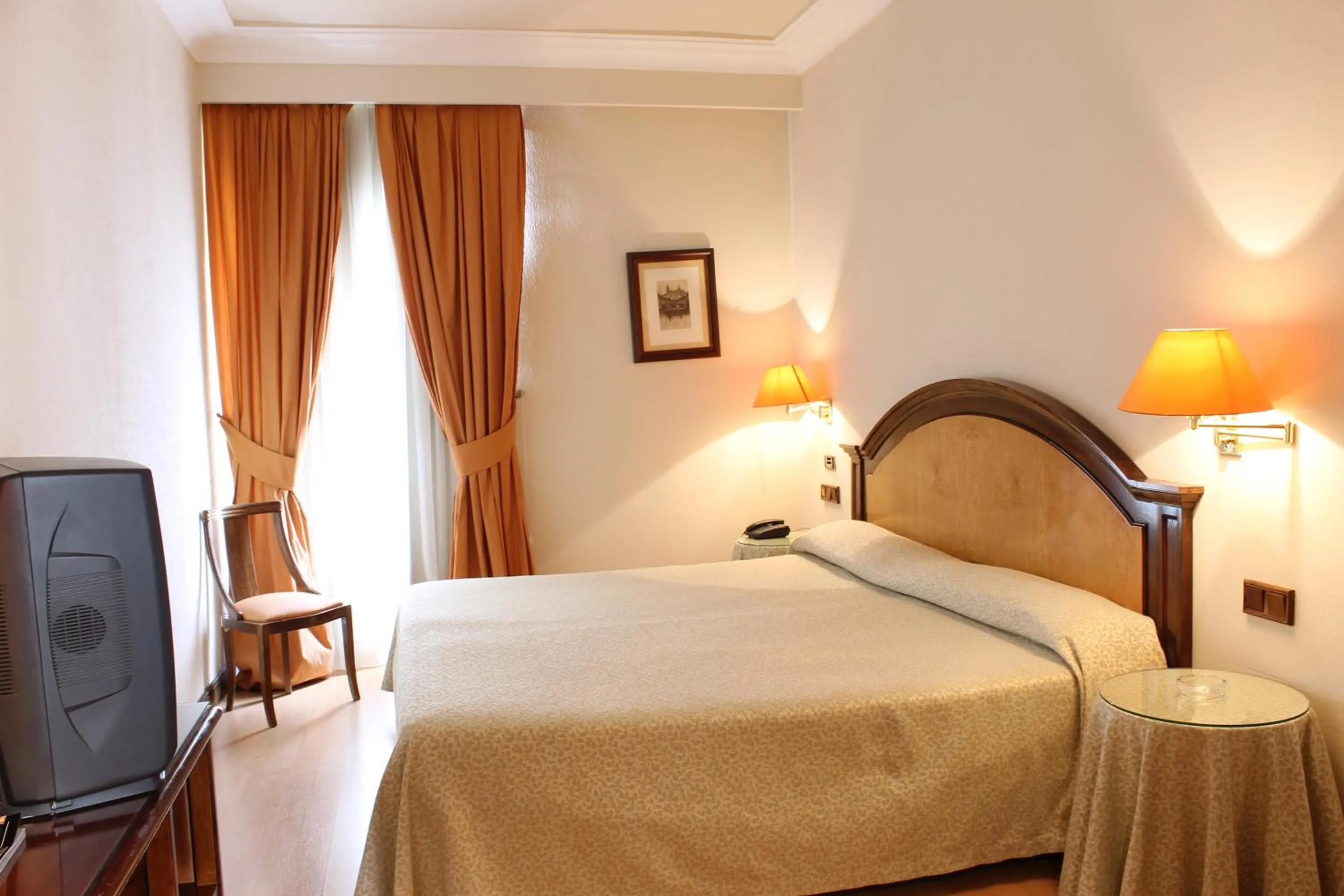 Bed in Hotel Monterrey