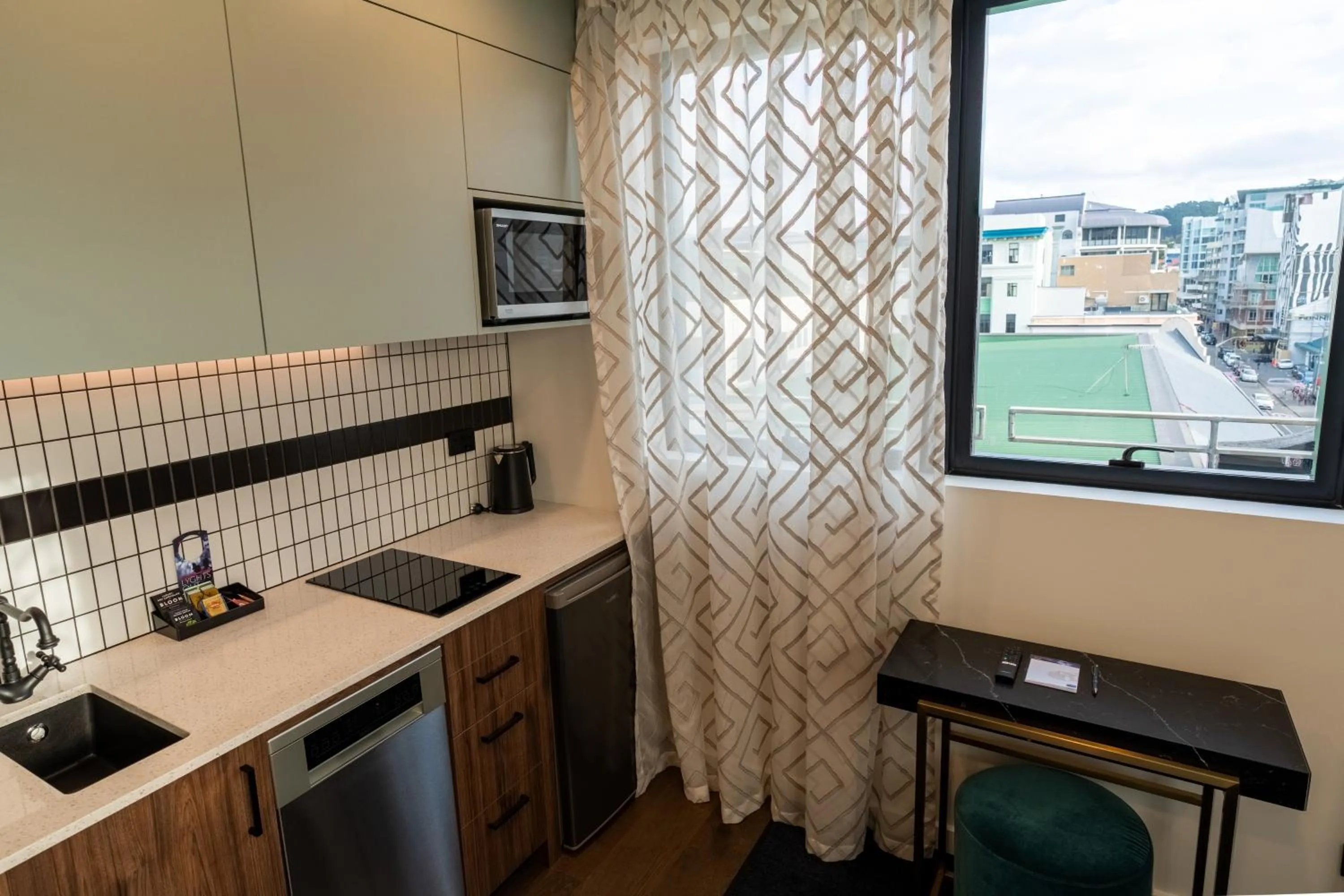 kitchen in TRYP by Wyndham Wellington, Tory Street