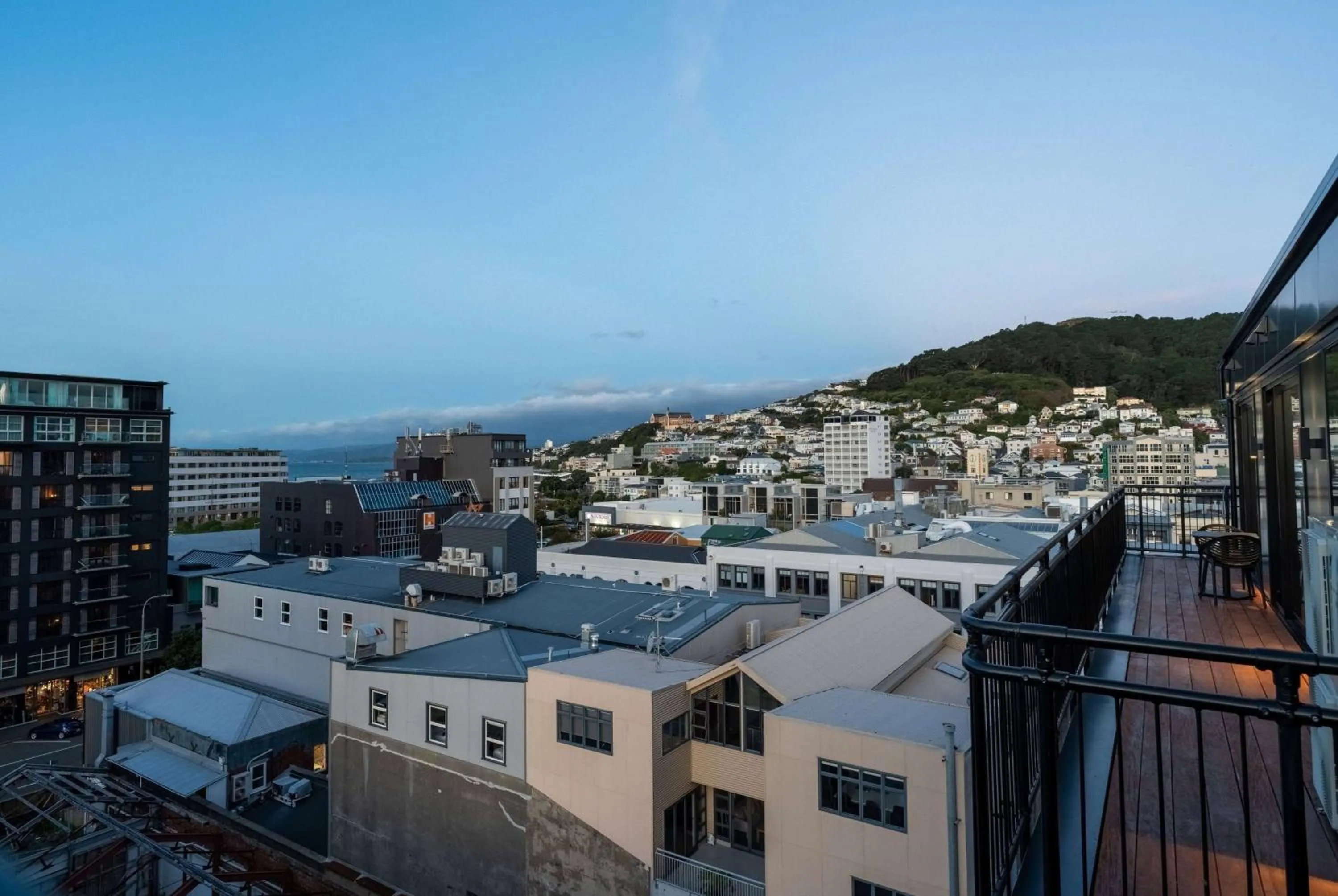 Photo of the whole room in TRYP by Wyndham Wellington, Tory Street