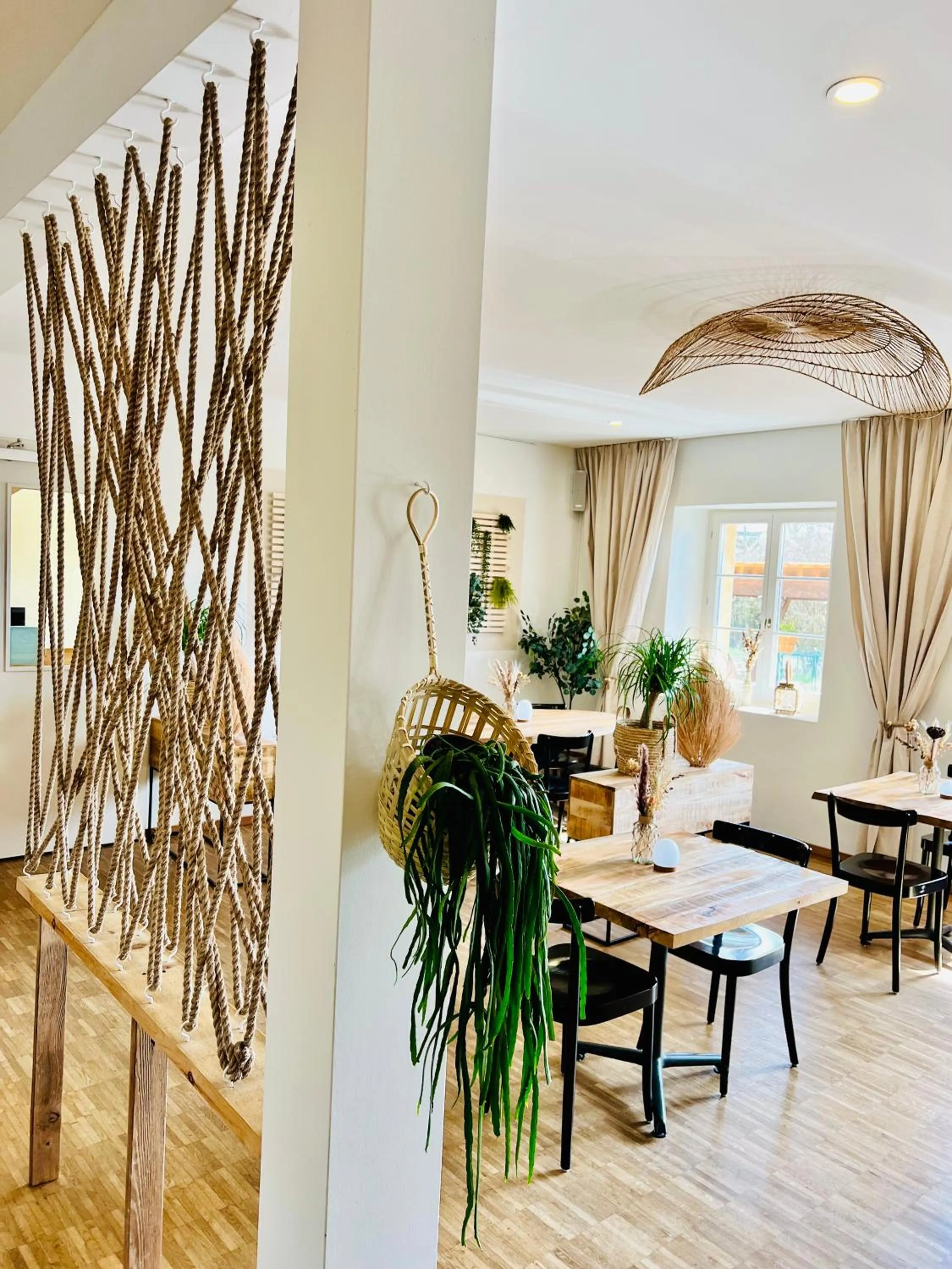 Restaurant/places to eat in Hôtel Domaine de la Sauge