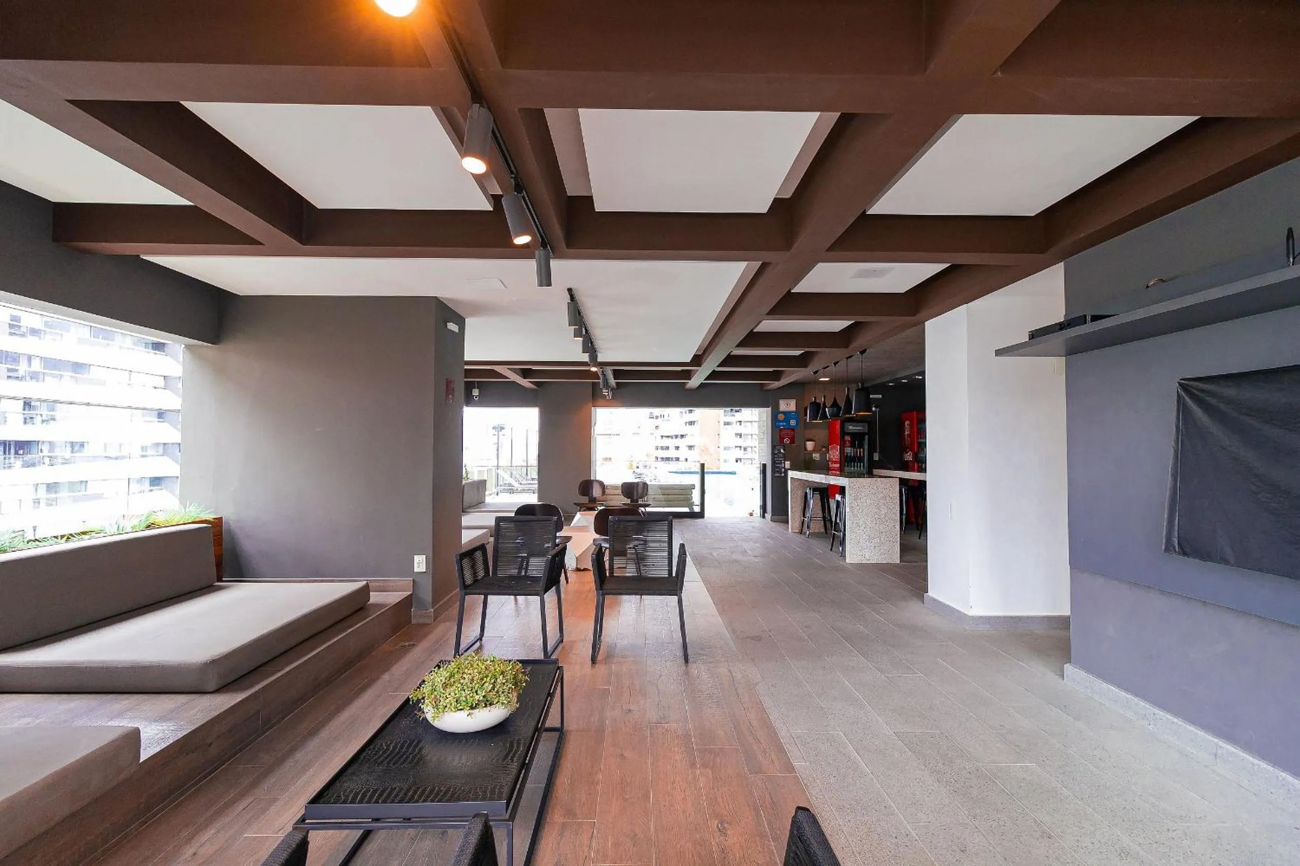 Vossa Bossa Capote Valente