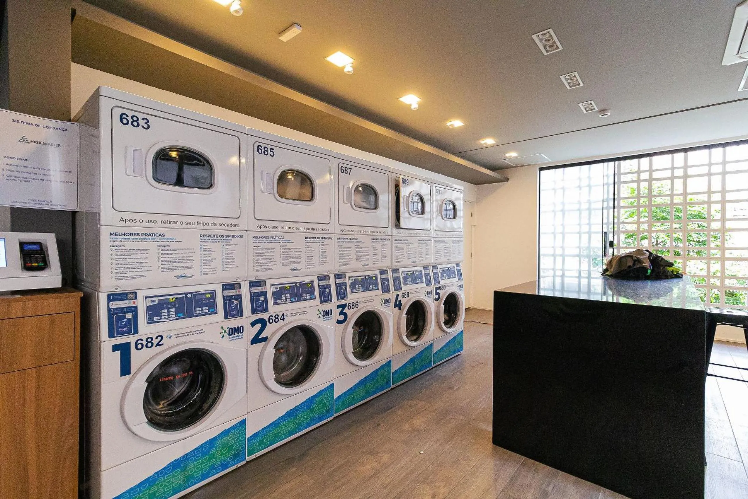 Vossa Bossa Capote Valente