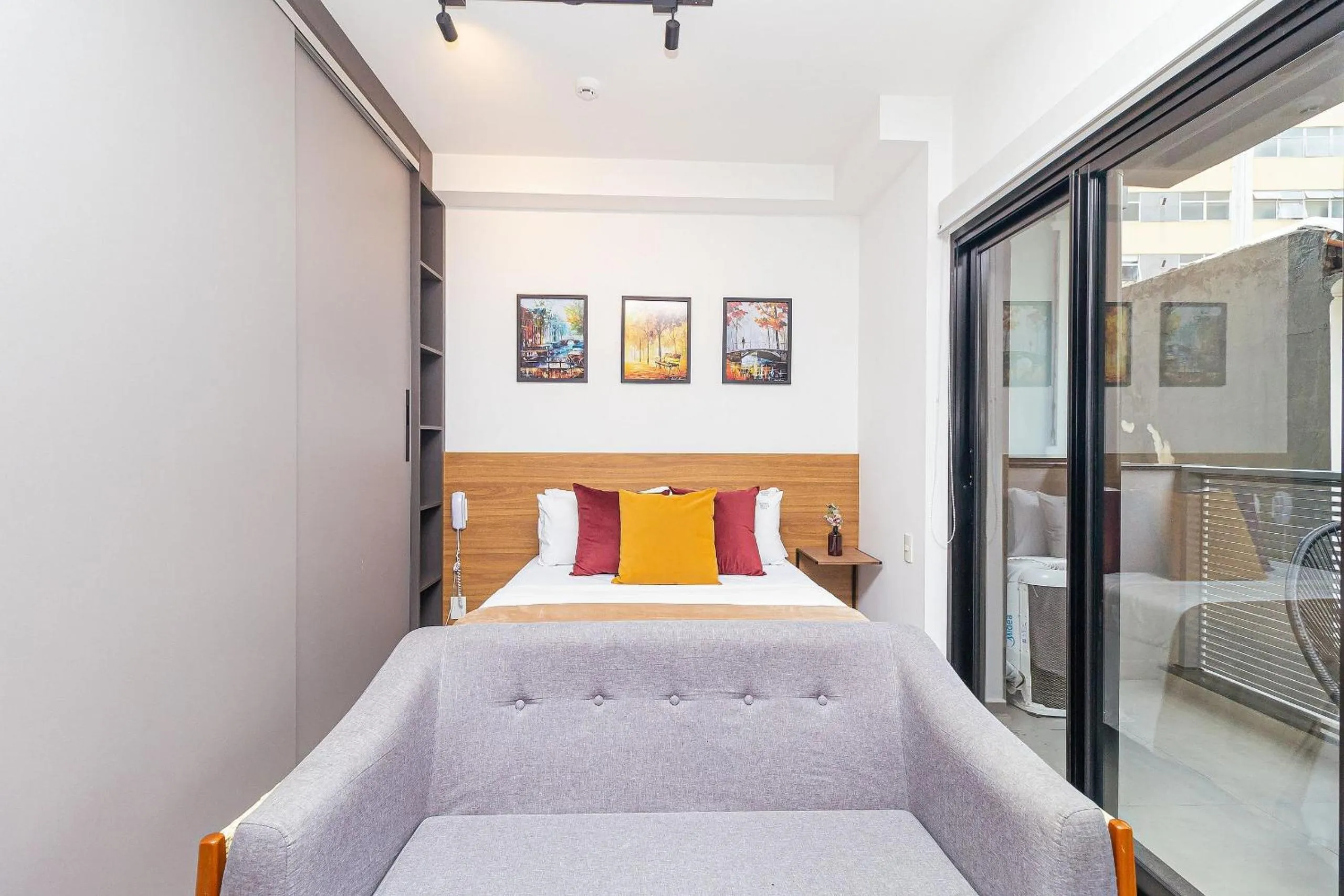 Bed in Vossa Bossa Capote Valente