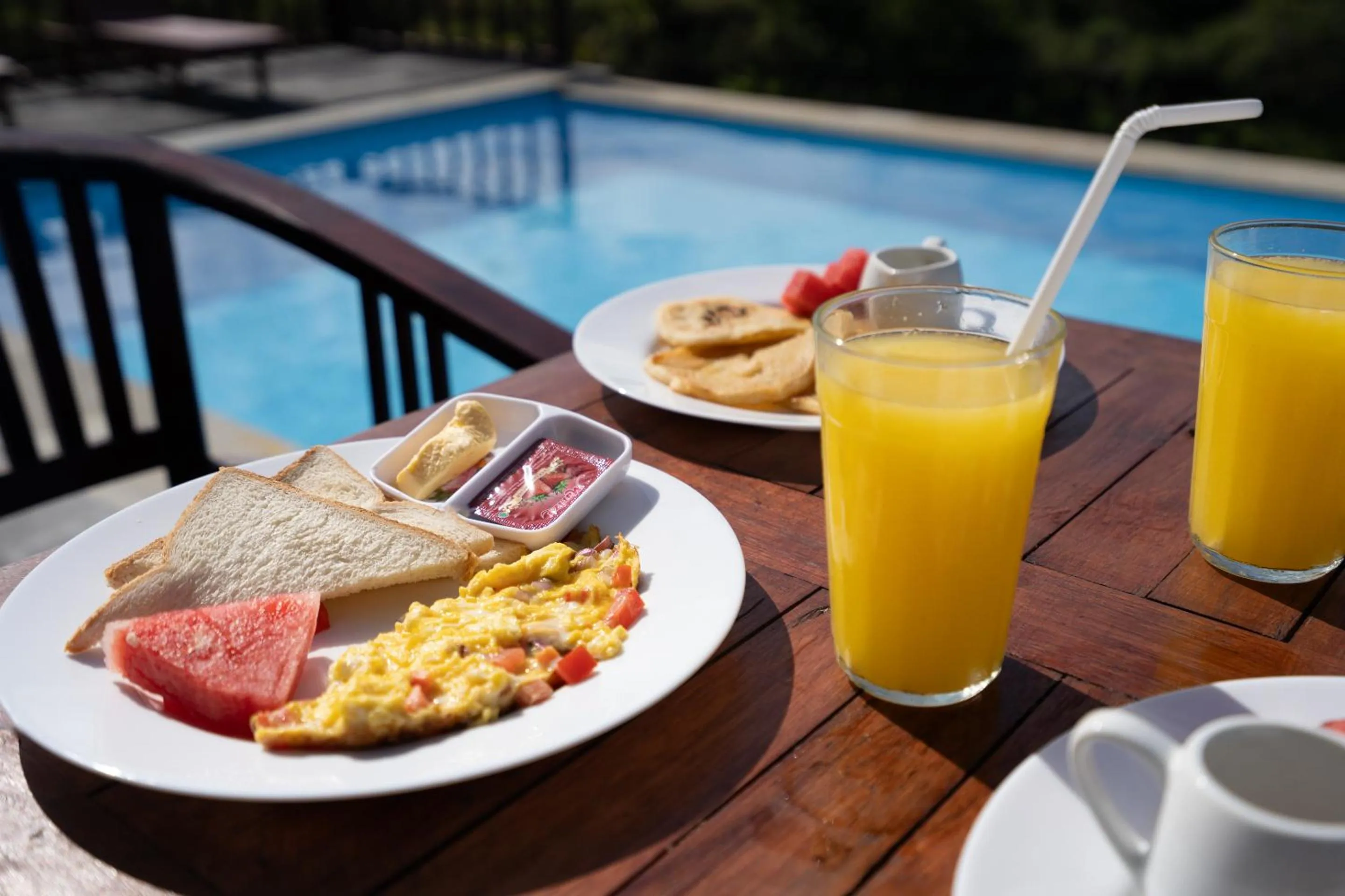 Food and drinks in Nusa Penida Pini Sentana