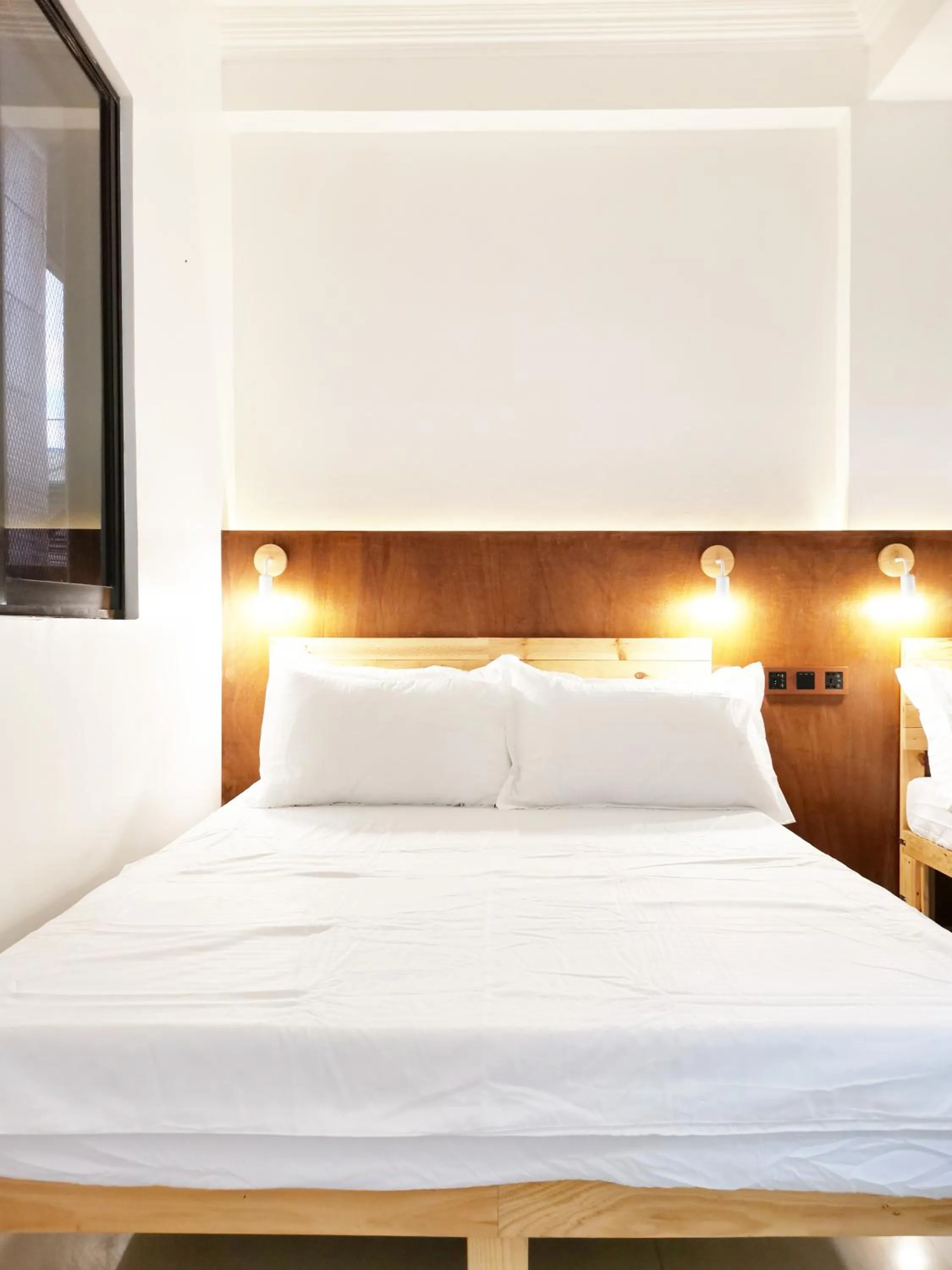 Bed in NomadsMNL Airport Hostel