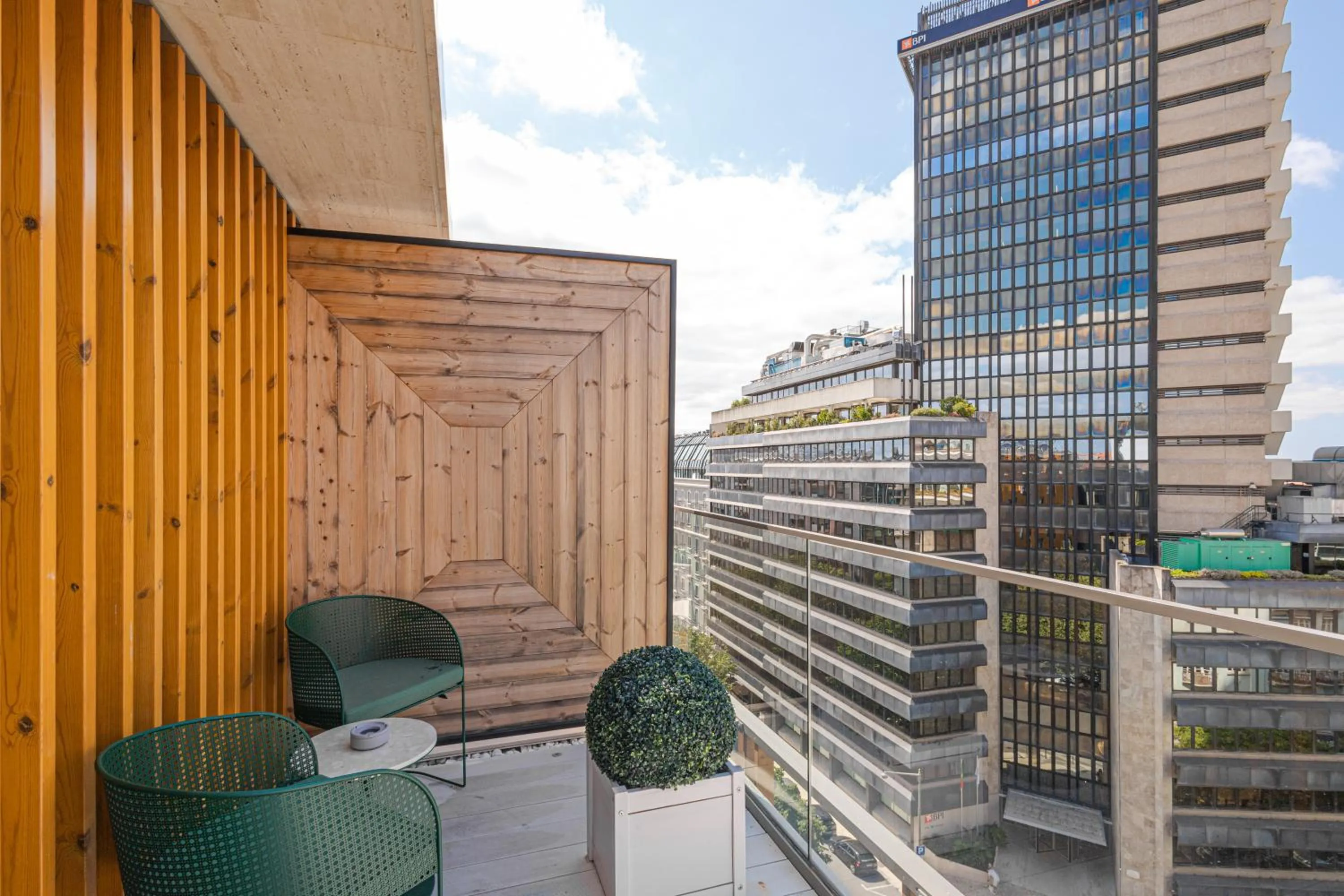Balcony/Terrace in LUSTER Hotel