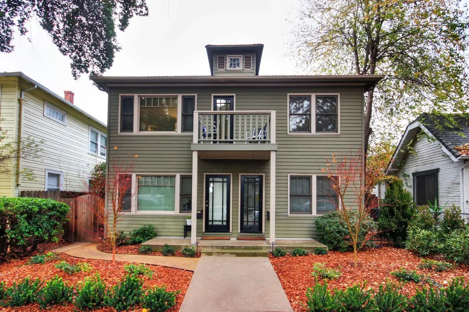 Charming 2Bed French Colonial Apartment in Desirable Midtown Sacramento Charming 2Bed French Colonial Apartment in Desirable Midtown Sacramento