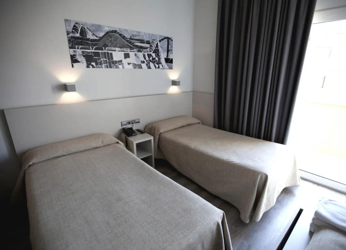 Bedroom, Bed in Hotel Ciutat De Sant Adria