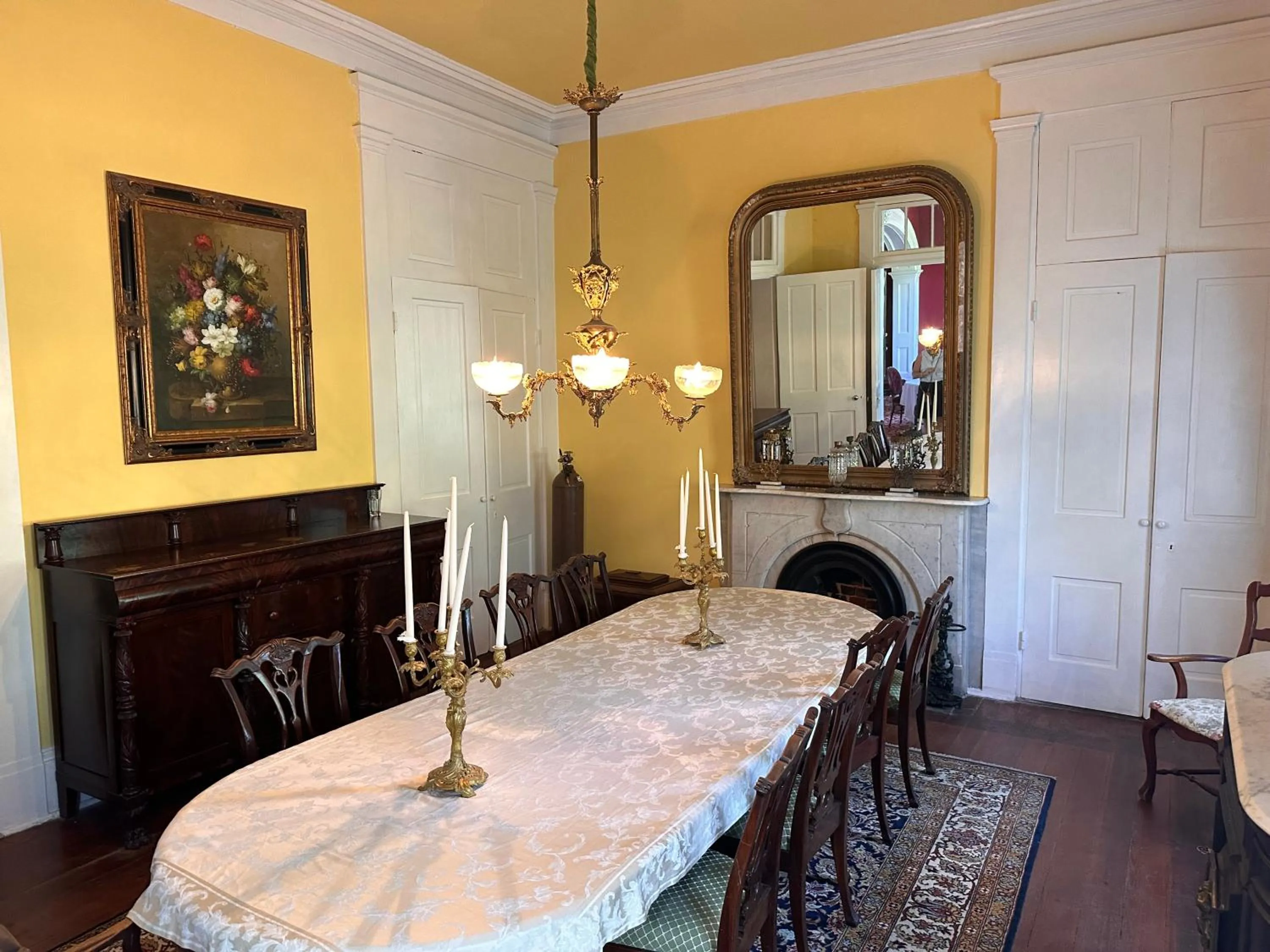 Restaurant/places to eat in The Inn at Cedar Grove