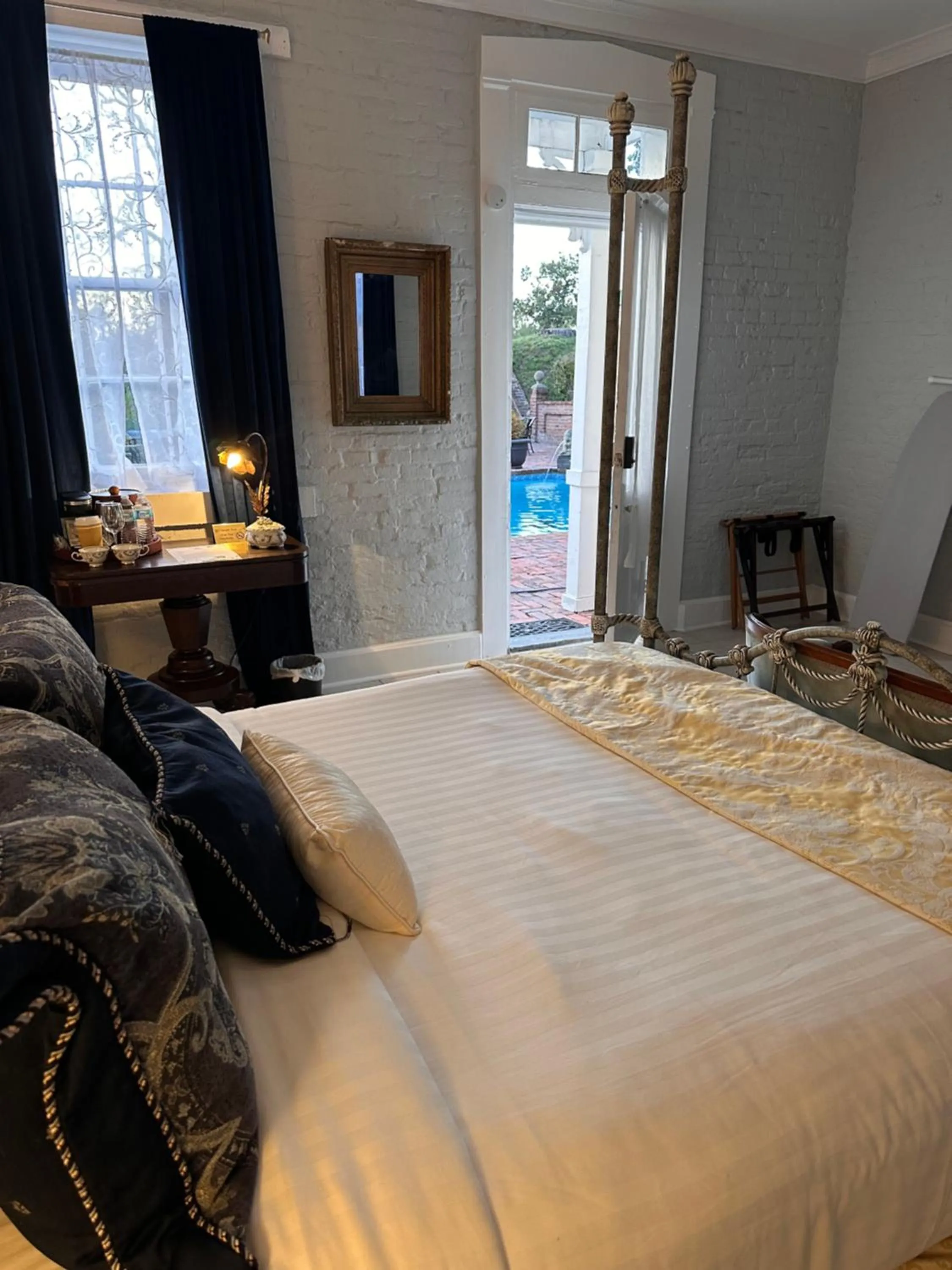 Bedroom, Bed in The Inn at Cedar Grove