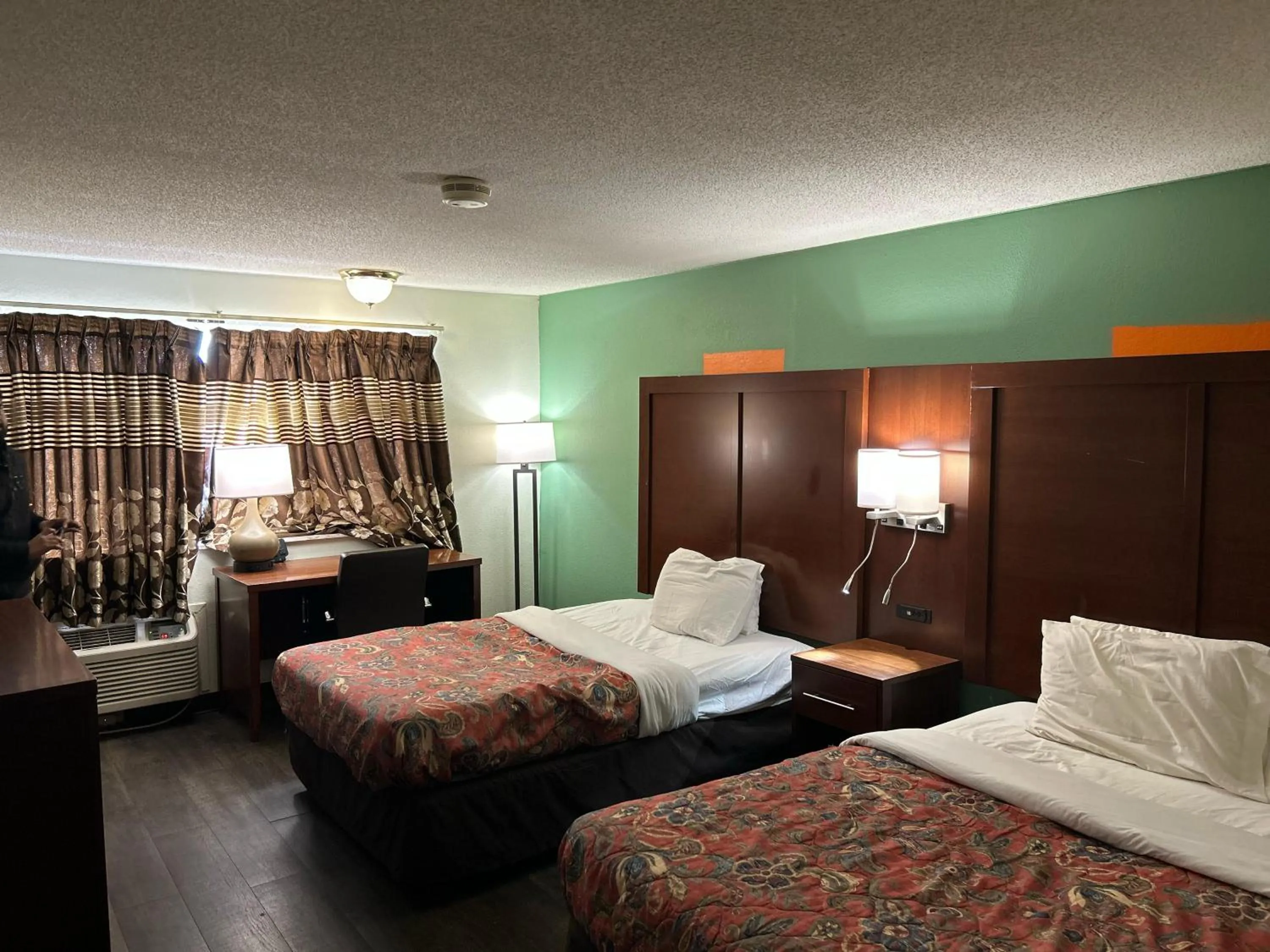 Bedroom, Bed in Hillcrest Motel by Oyo Aurora near Lawrenceburg