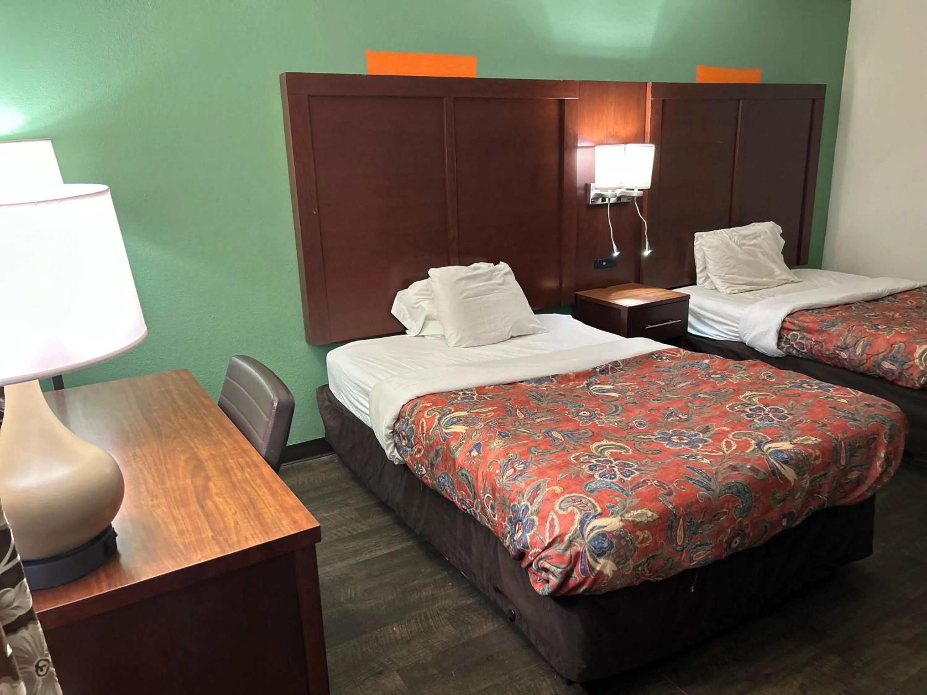 Bedroom, Bed in Hillcrest Motel by Oyo Aurora near Lawrenceburg