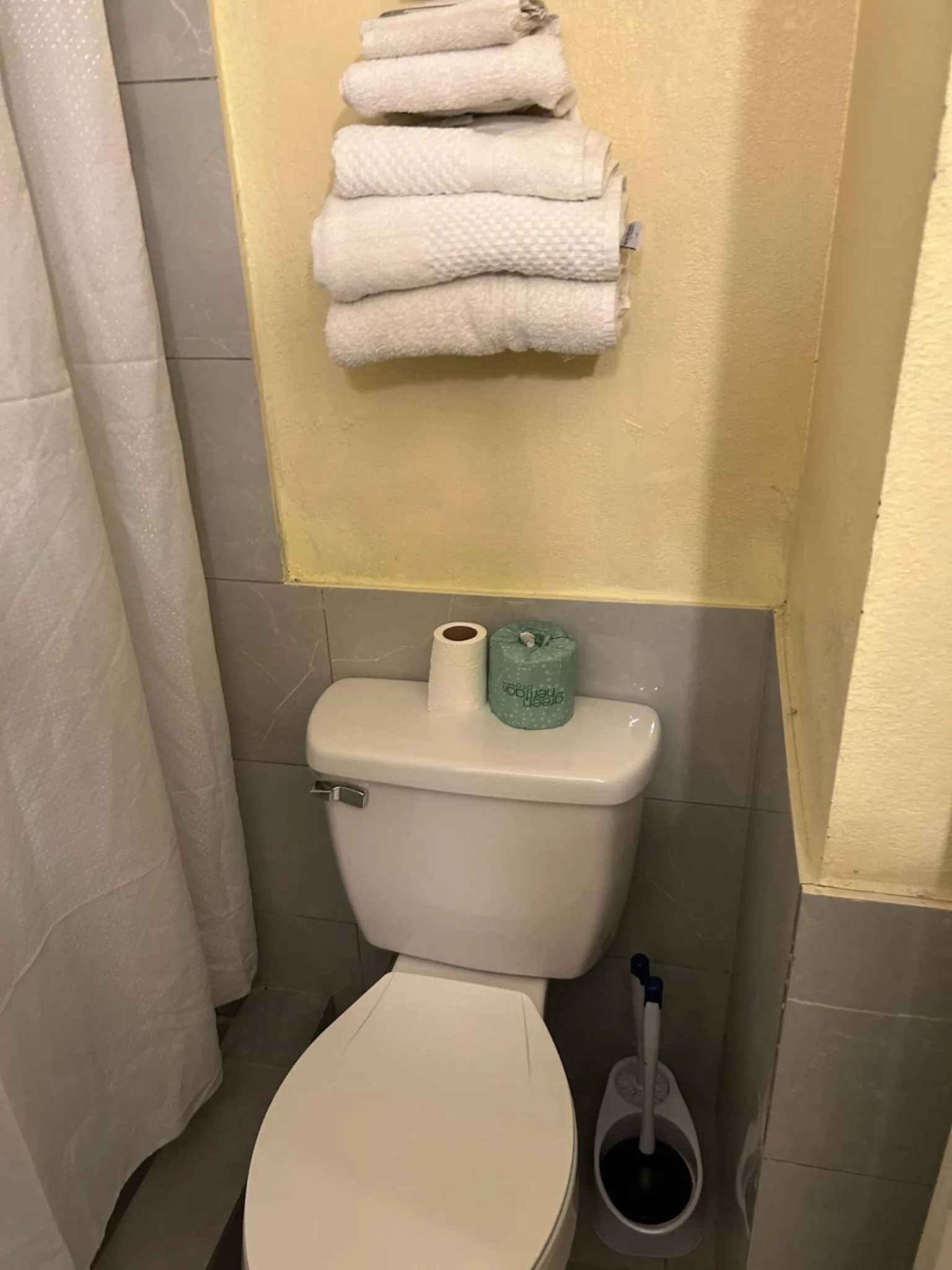 Bathroom in Hillcrest Motel by Oyo Aurora near Lawrenceburg