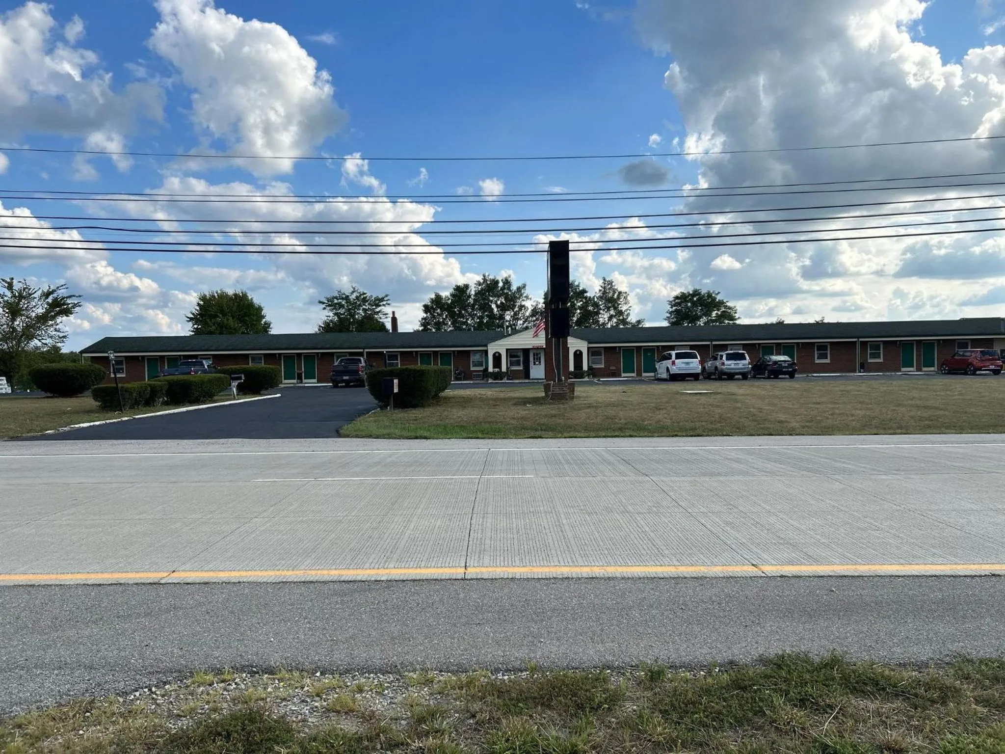 Parking in Hillcrest Motel by Oyo Aurora near Lawrenceburg