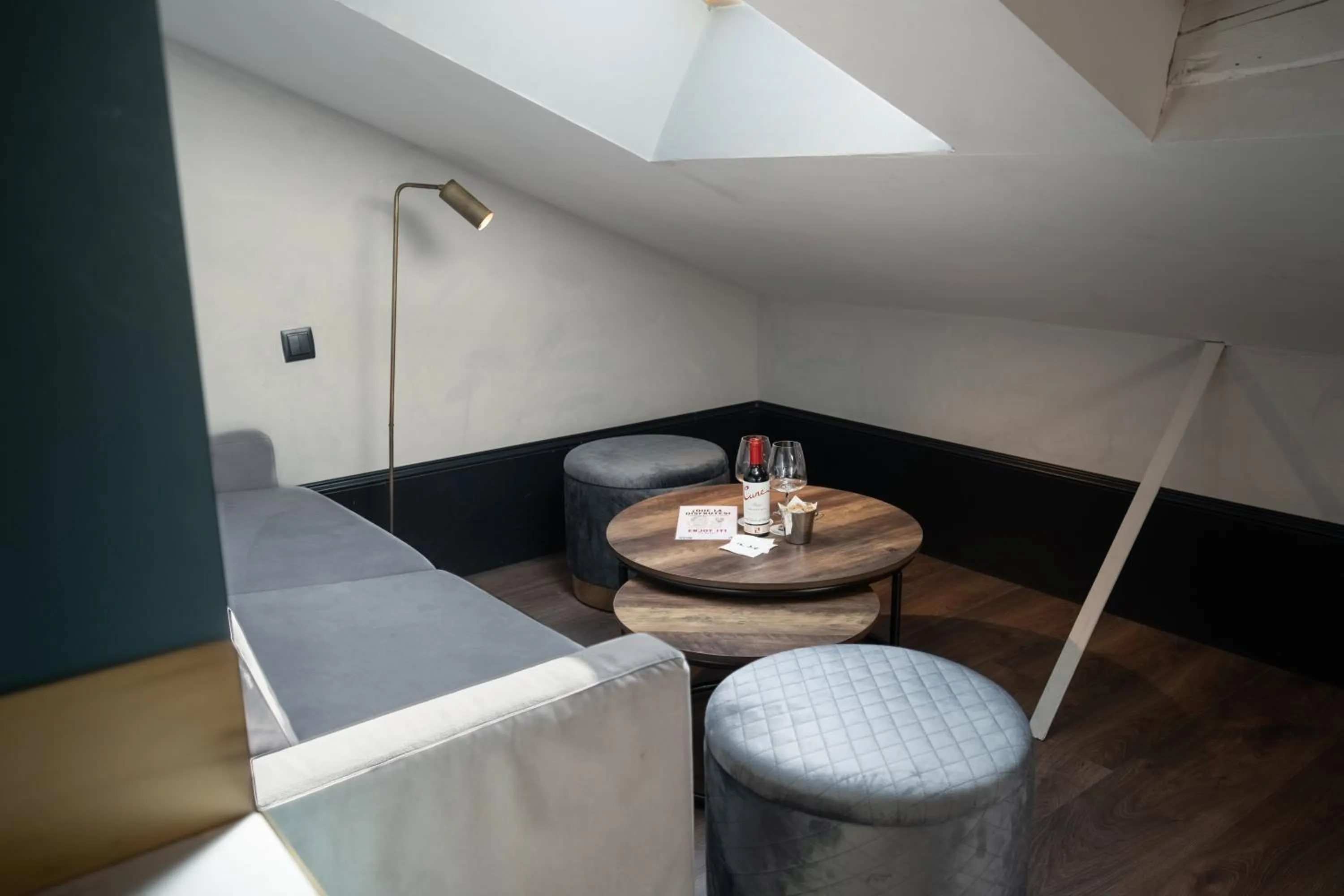 Area and facilities in ICON Wipton