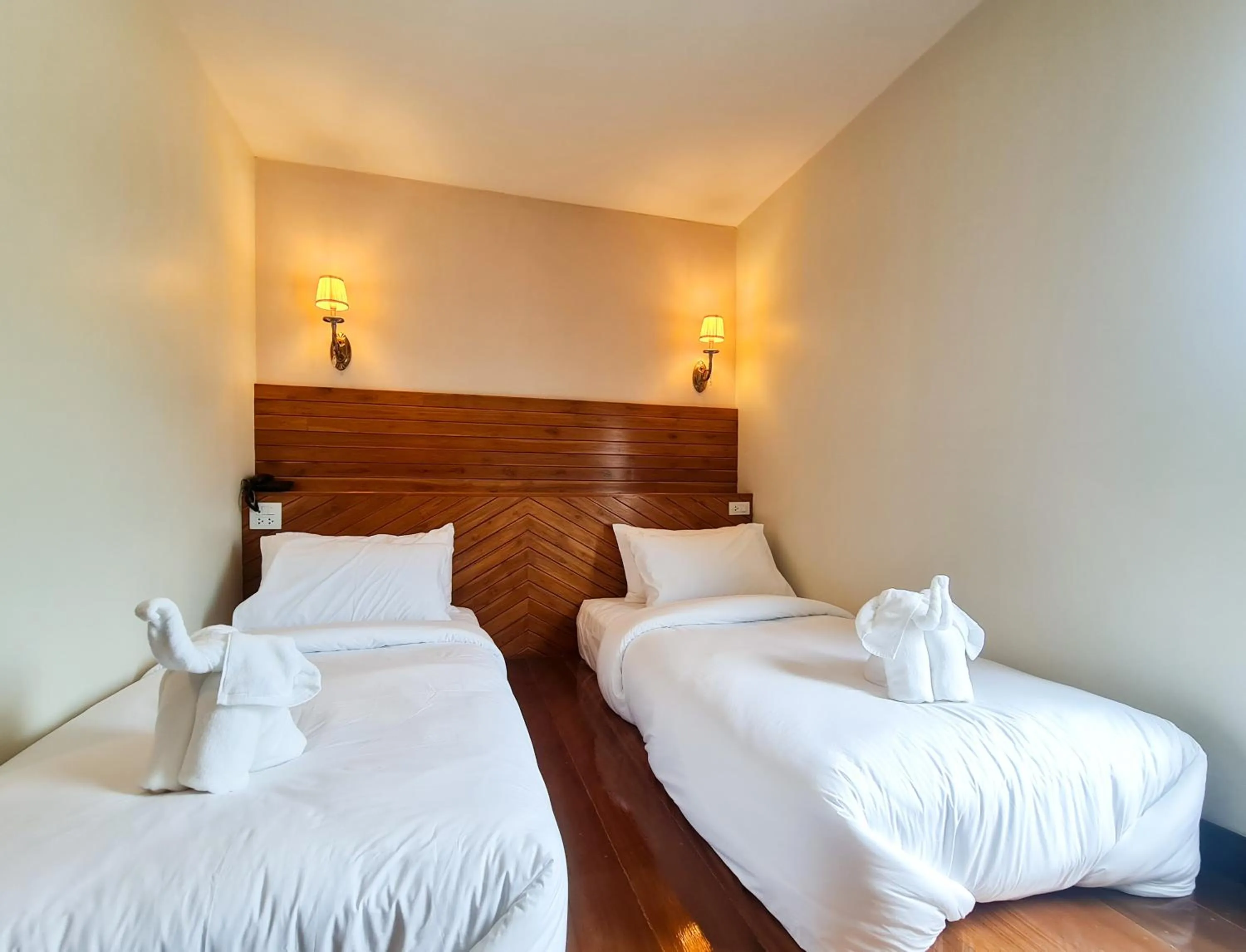 Bed in The Peace River Kwai