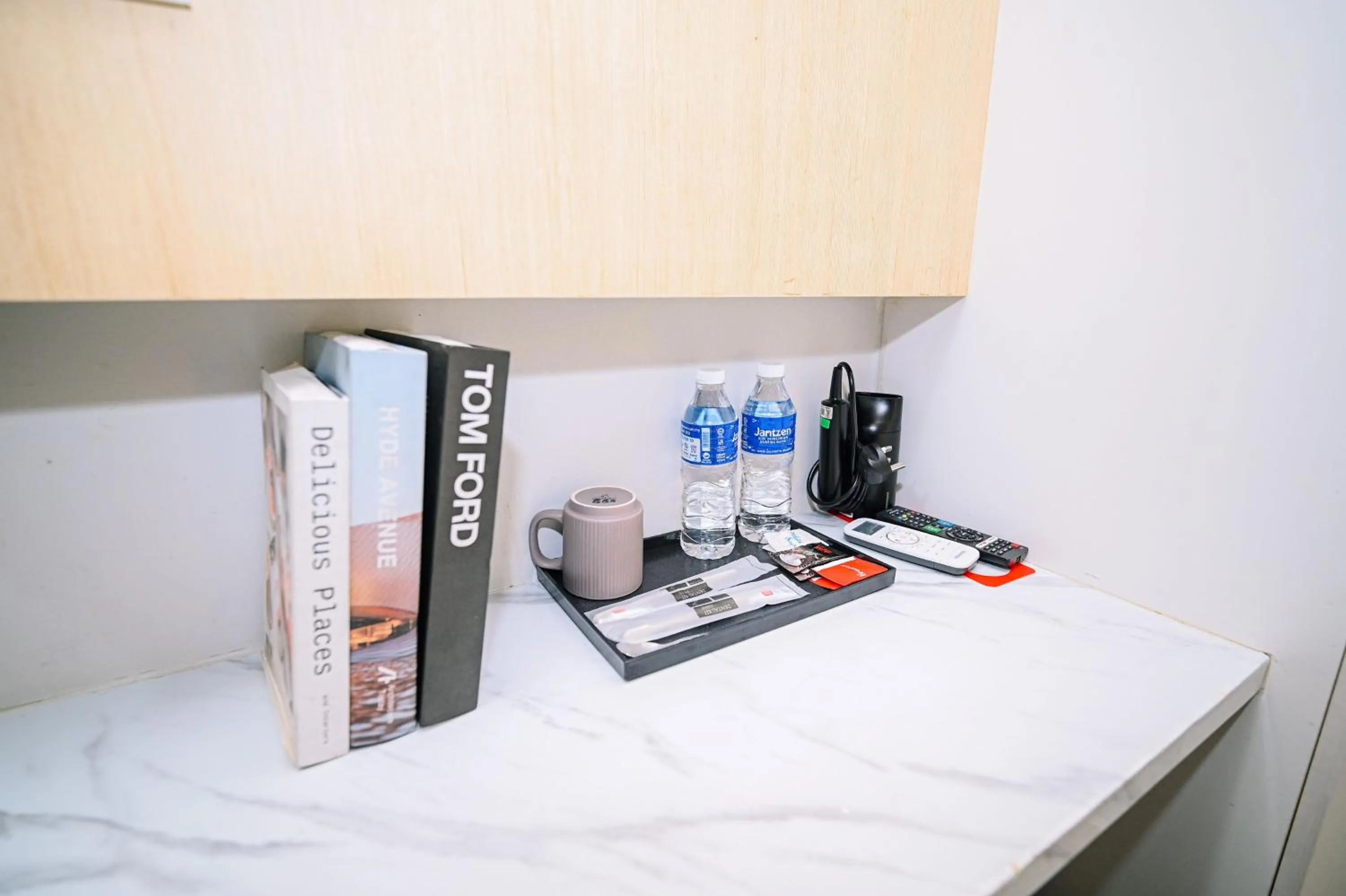 Swing & Pillows - Subang SS15