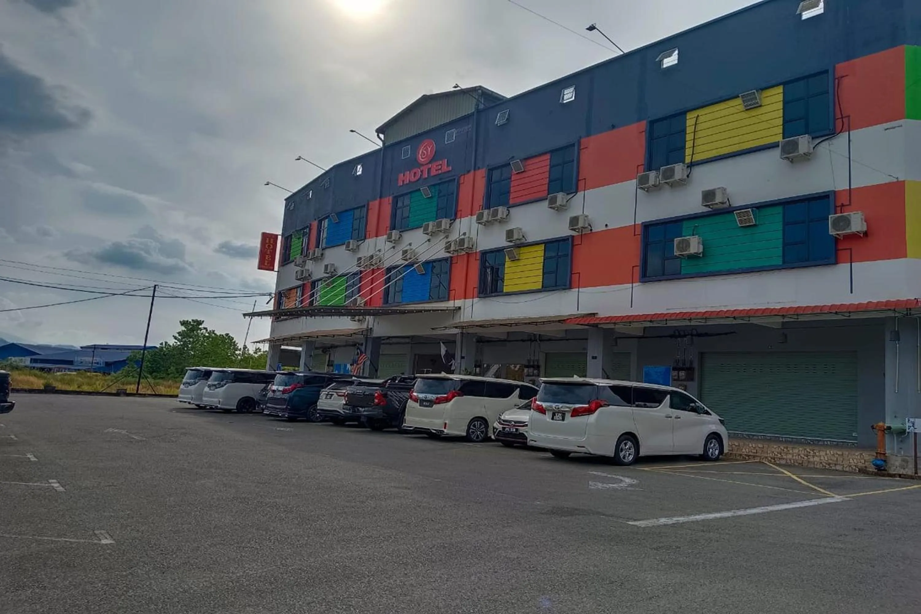 Property building in SY JERANTUT HOTEL