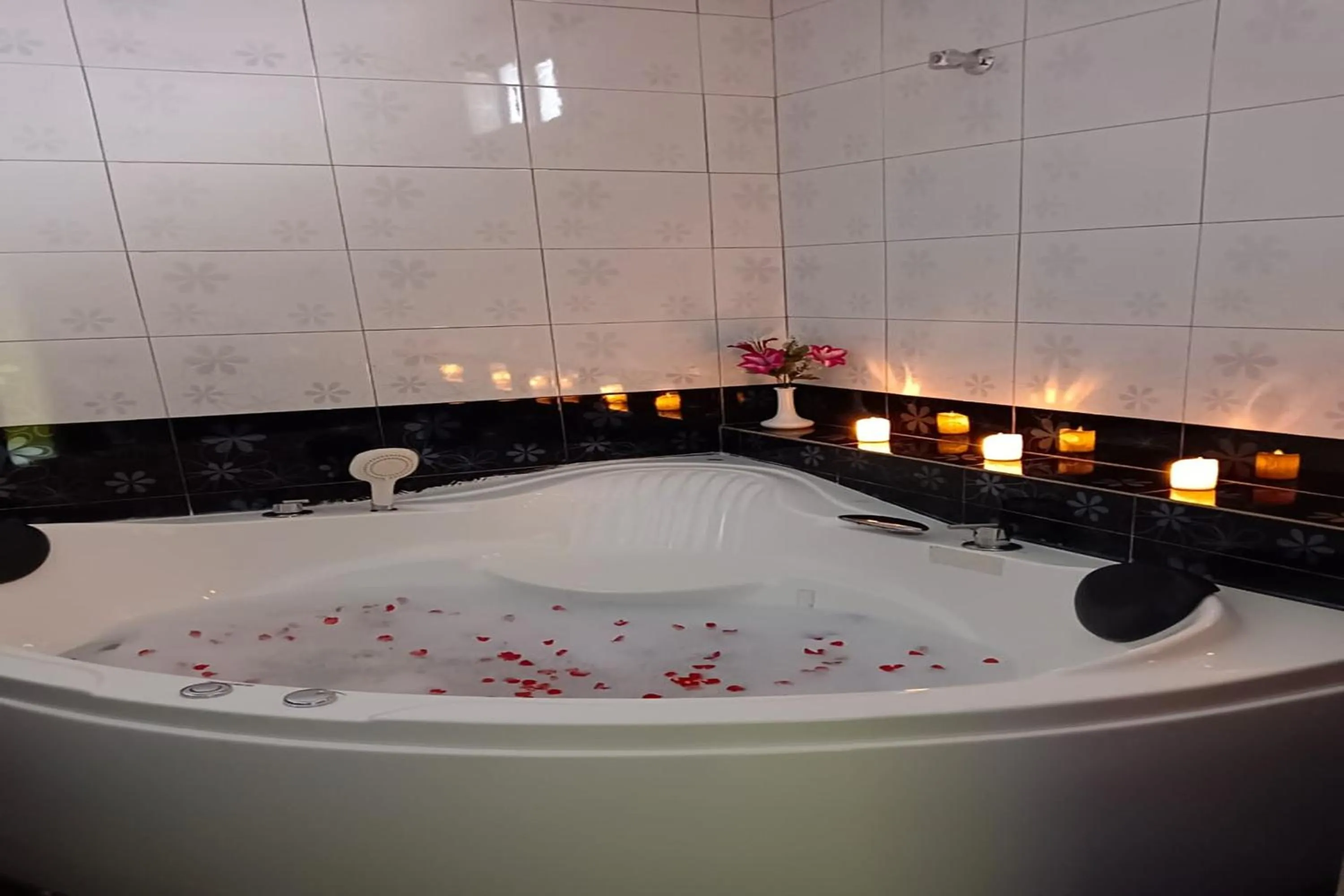 Bathroom in SY JERANTUT HOTEL