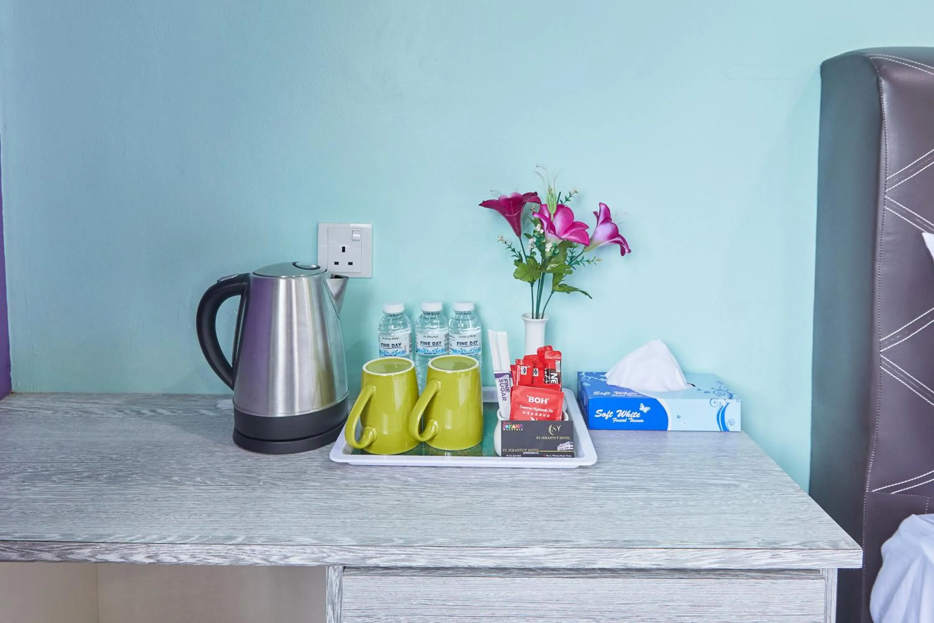 Coffee/tea facilities in SY JERANTUT HOTEL