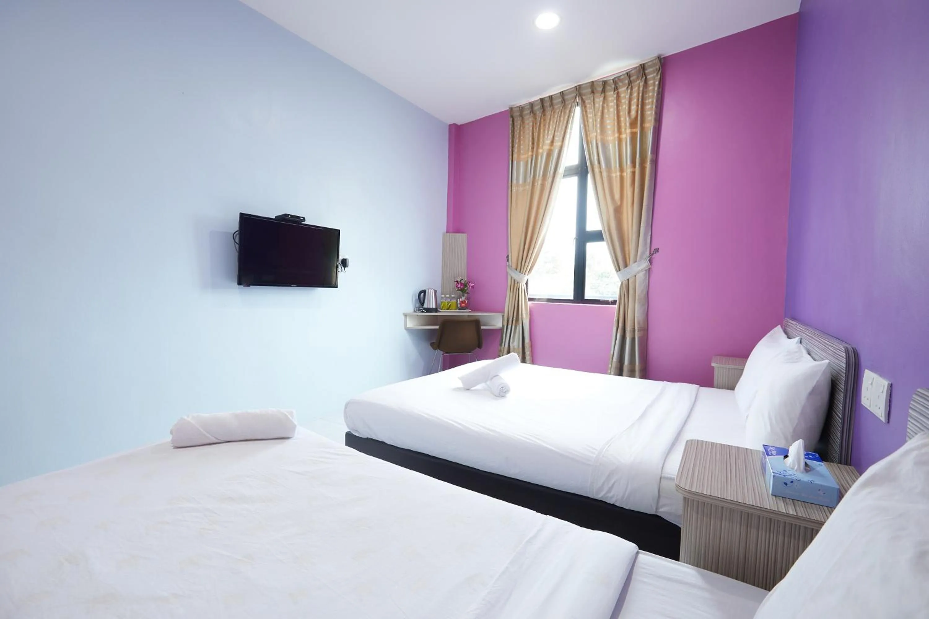 Bed in SY JERANTUT HOTEL