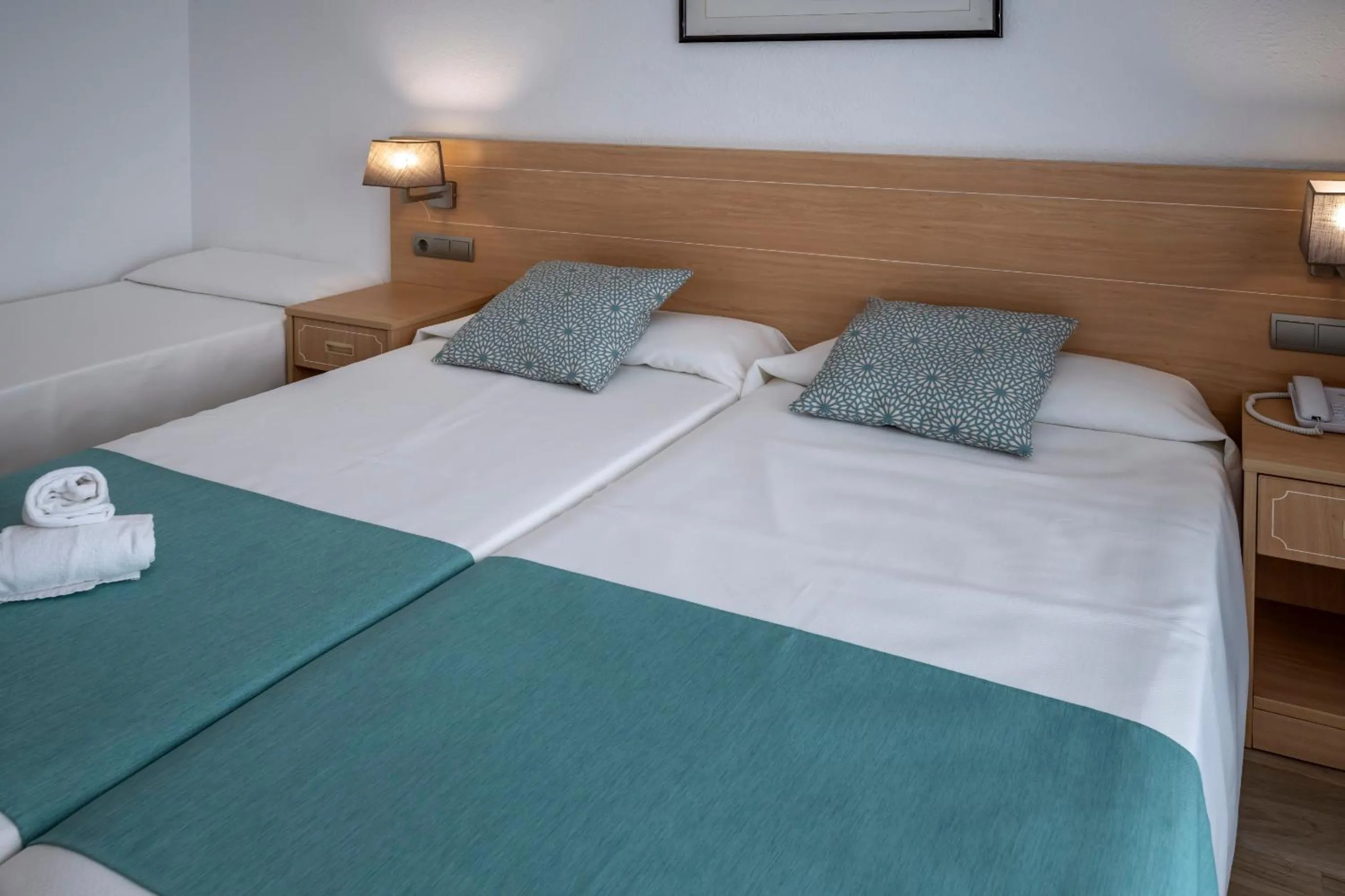 Photo of the whole room, Bed in 4R Salou Park Resort II