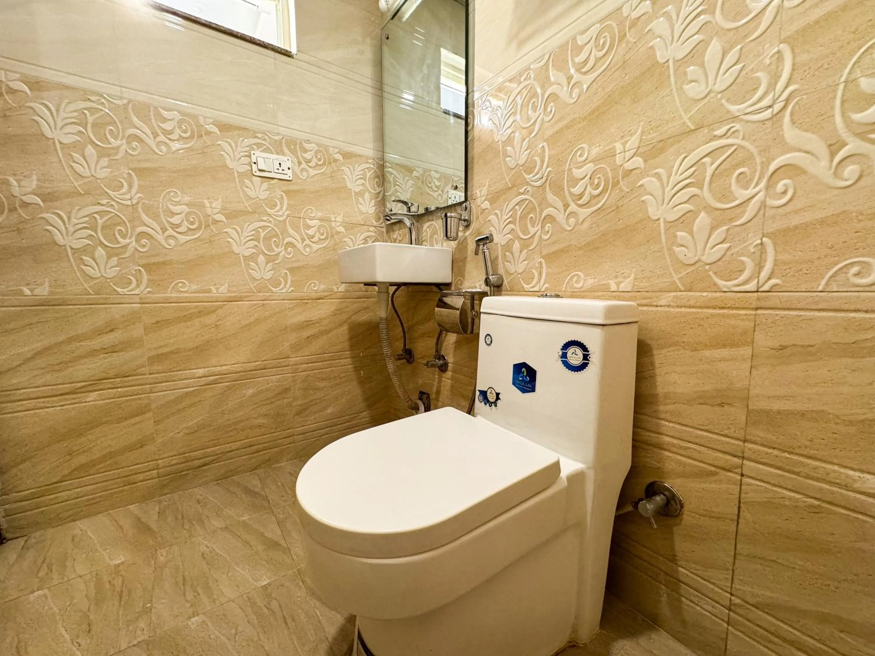 Bathroom in Hotel Abi International
