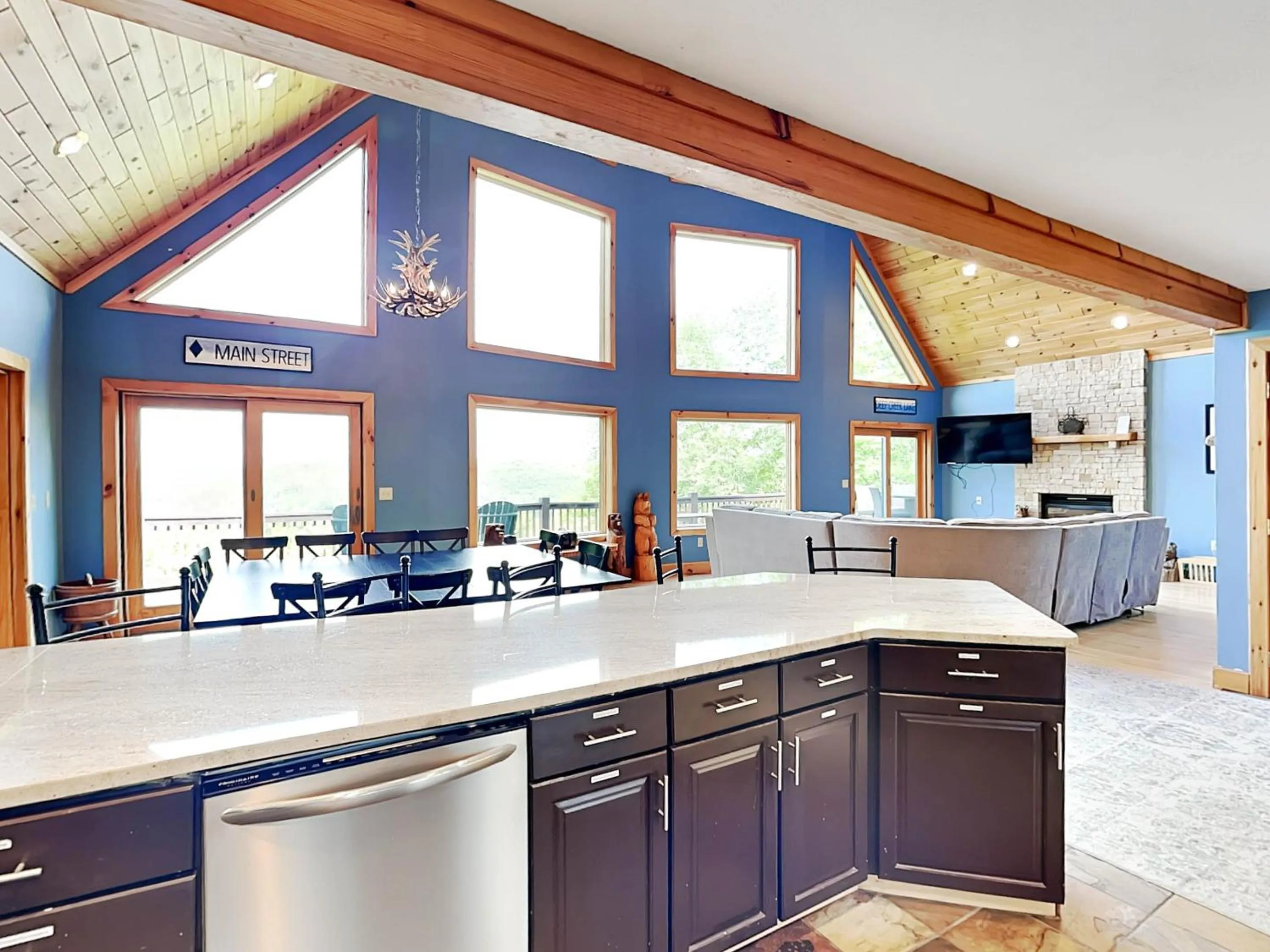 Property building in Ski Country Vista