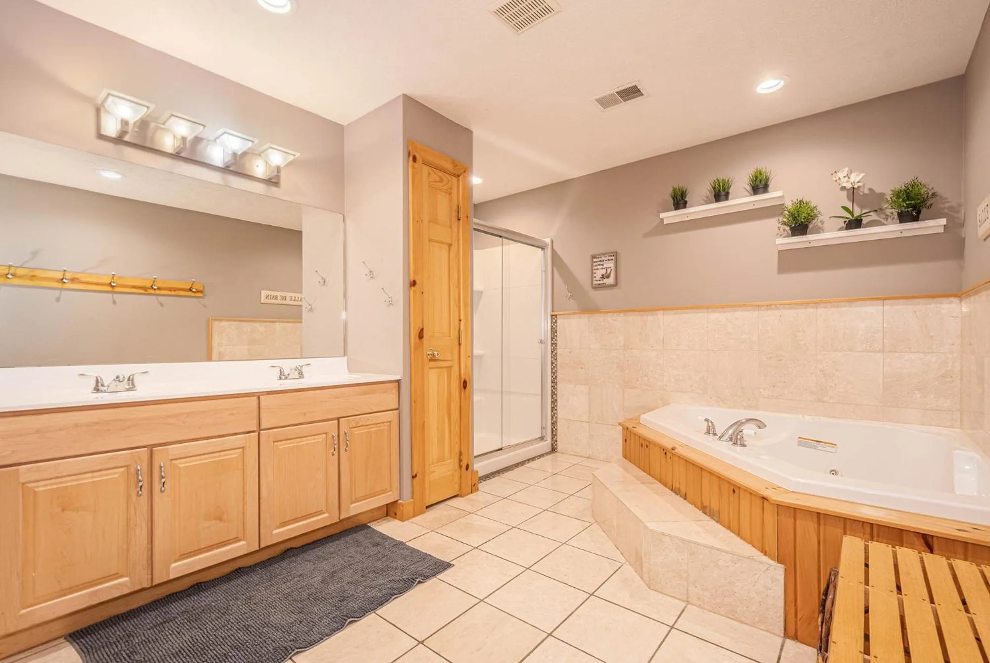 Property building in Ski Country Vista