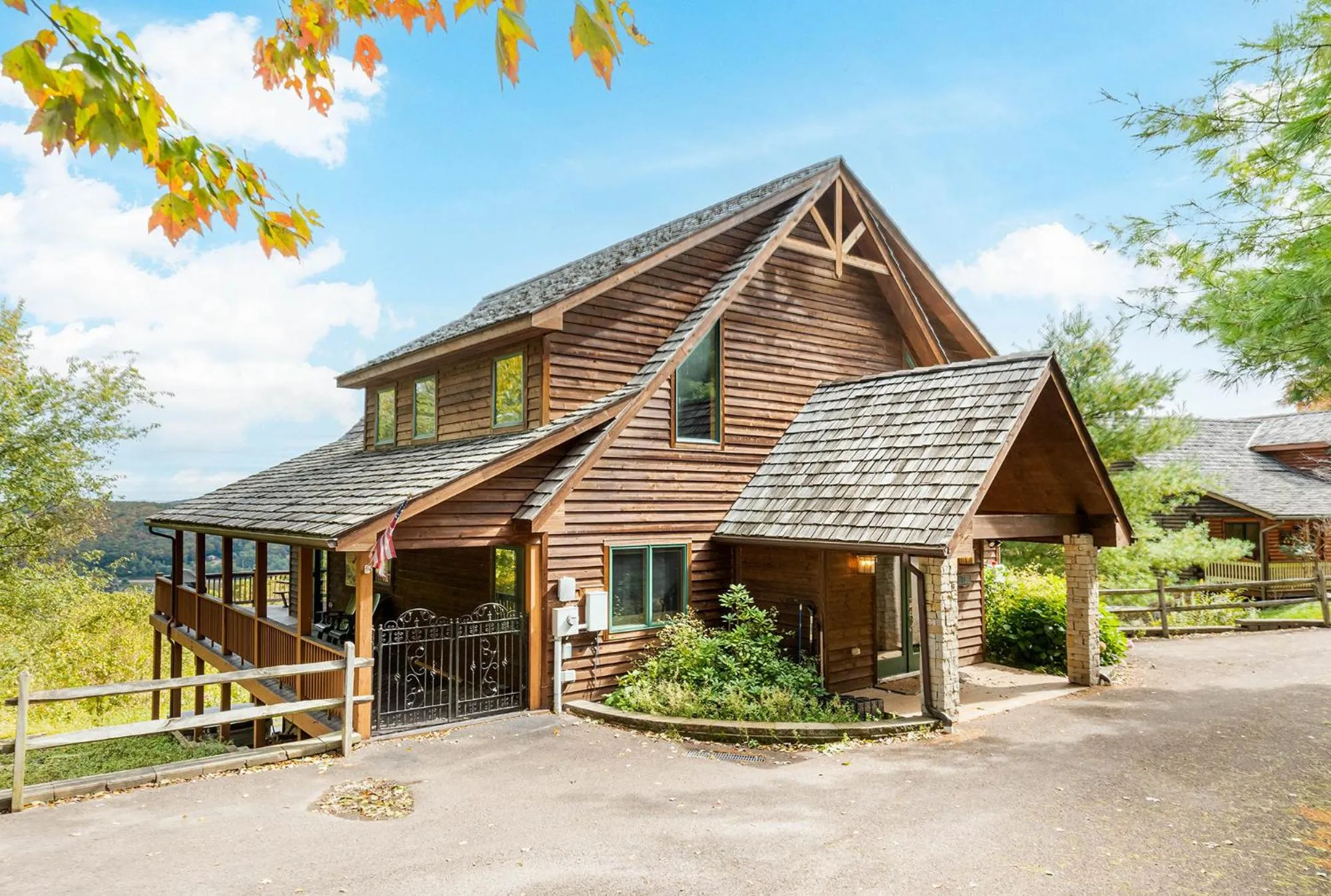 Property building in Ski Country Vista