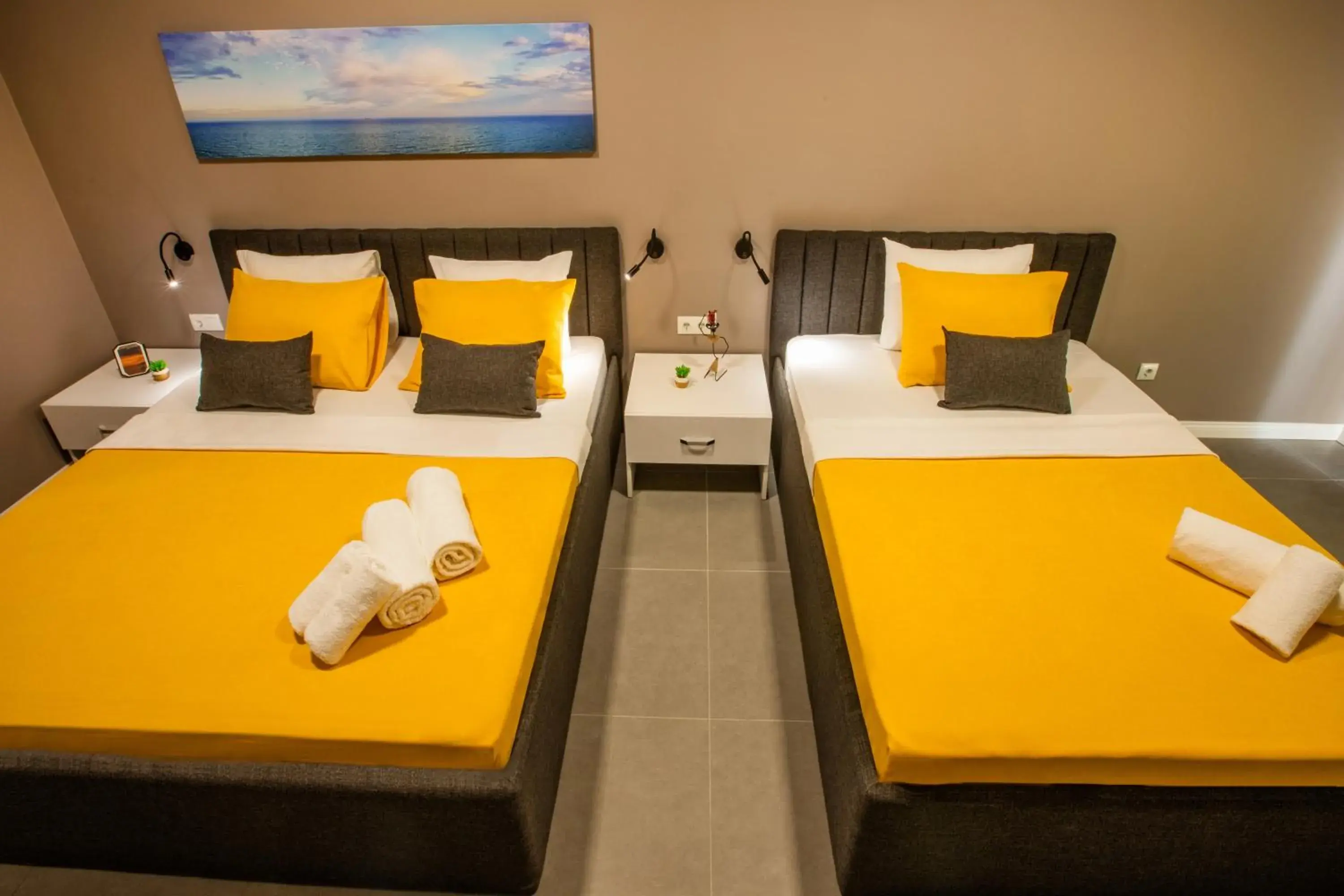 Superior Twin Room with City View in First Joy Hotel Superior Twin Room with City View in First Joy Hotel