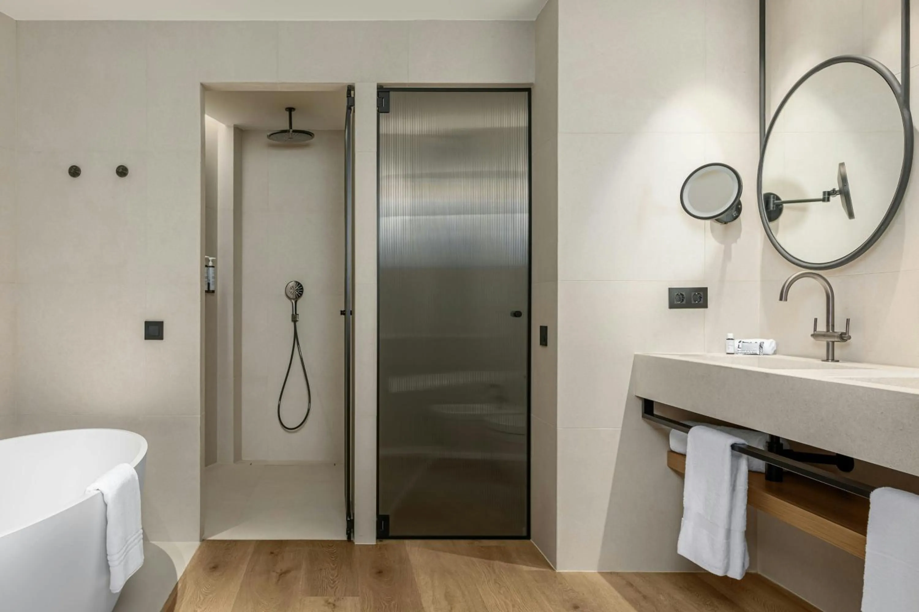 Bathroom in AC Hotel by Marriott Gava Mar Airport