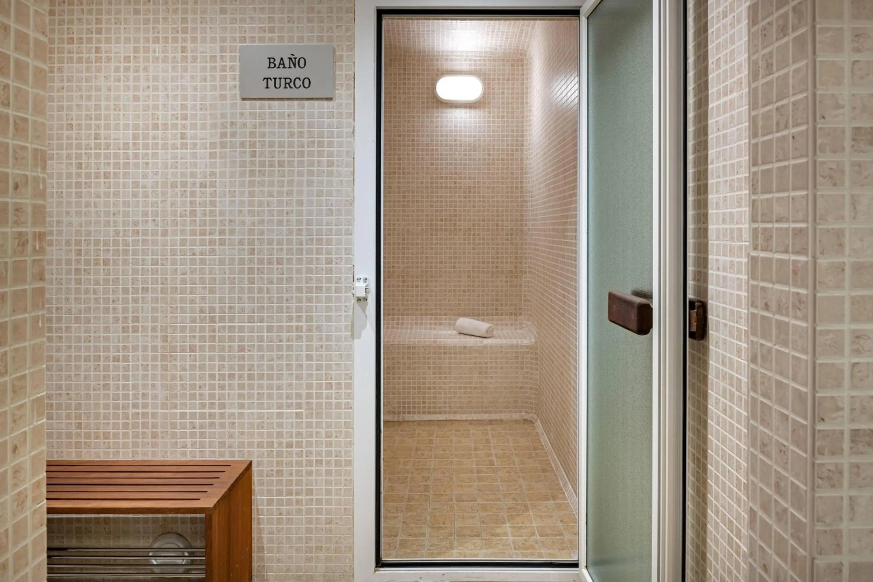 Fitness centre/facilities in AC Hotel San Sebastián de los Reyes by Marriott